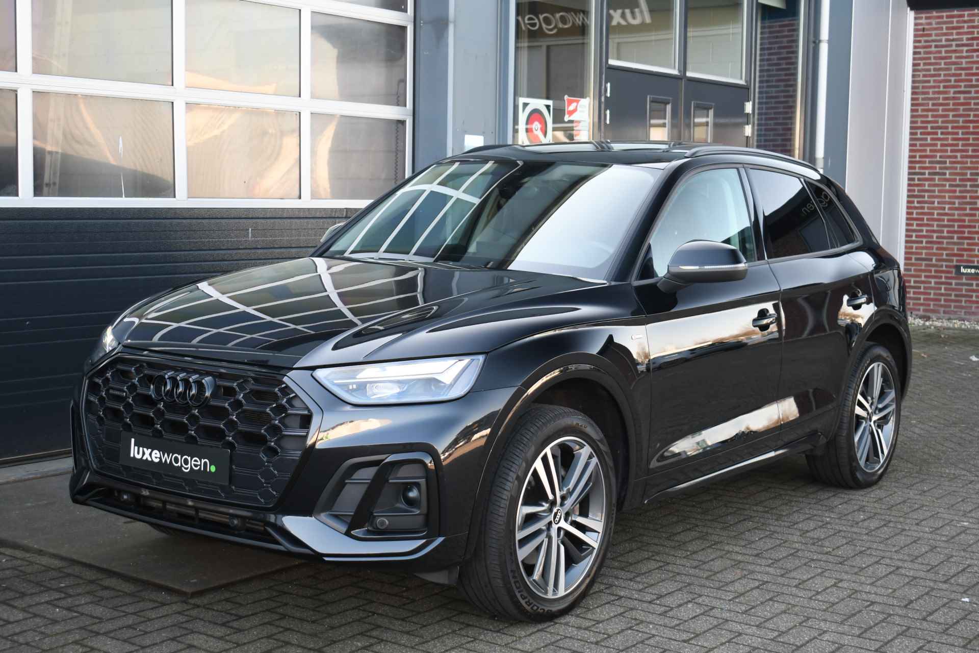 Audi Q5 50 TFSI e S-Line Pano Trekh ACC Massage Optic-black - 42/80