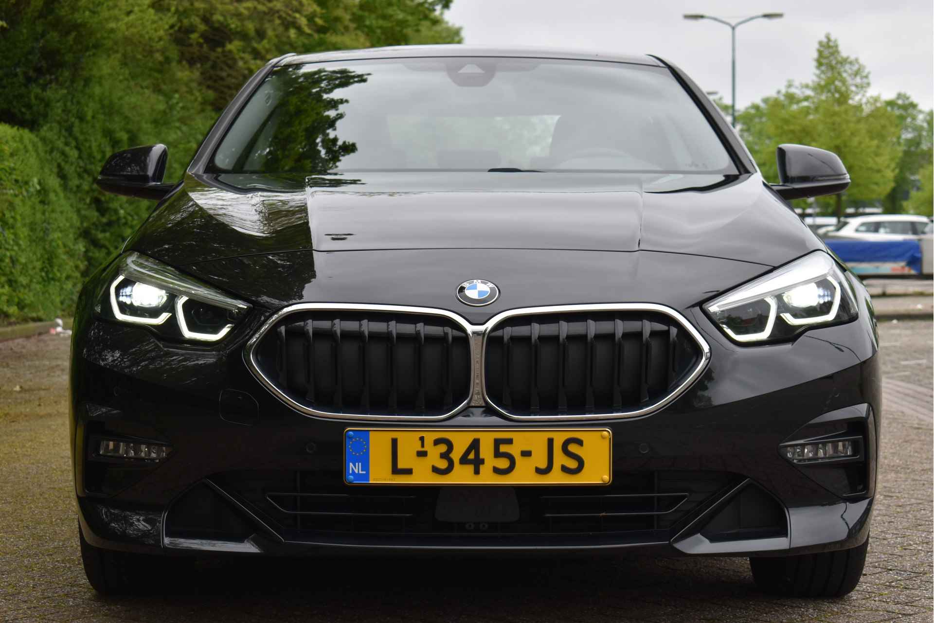 BMW 2 Serie Gran Coupé 218i Business Edition Plus NL-AUTO, CAMERA, LEDER, SFEERVERLICHTING, CARPLAY, FULL LED, NAP - 6/65