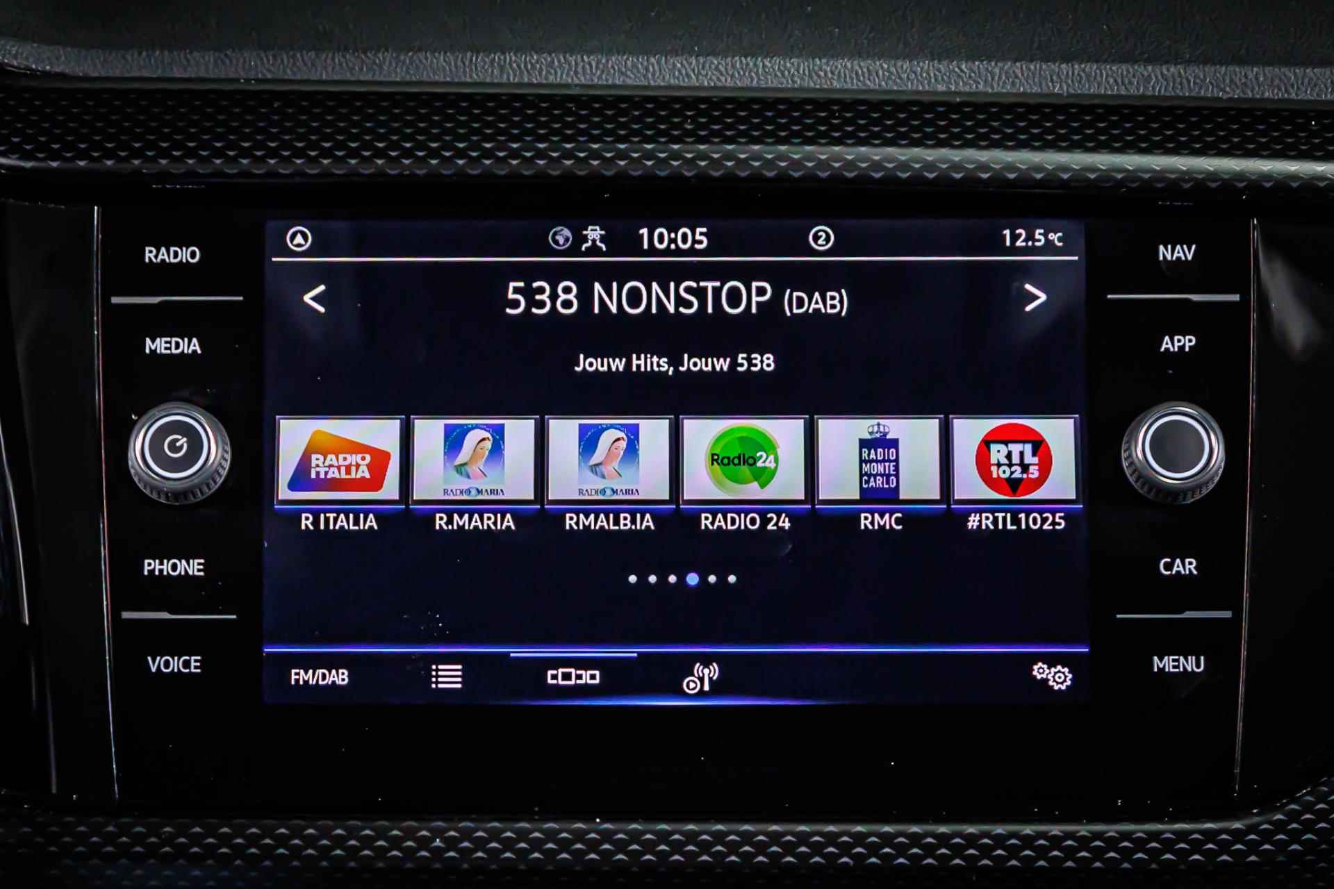 Volkswagen T-Cross 1.0 TSI Style I Apple Carplay I Rijklaarprijs - 28/32