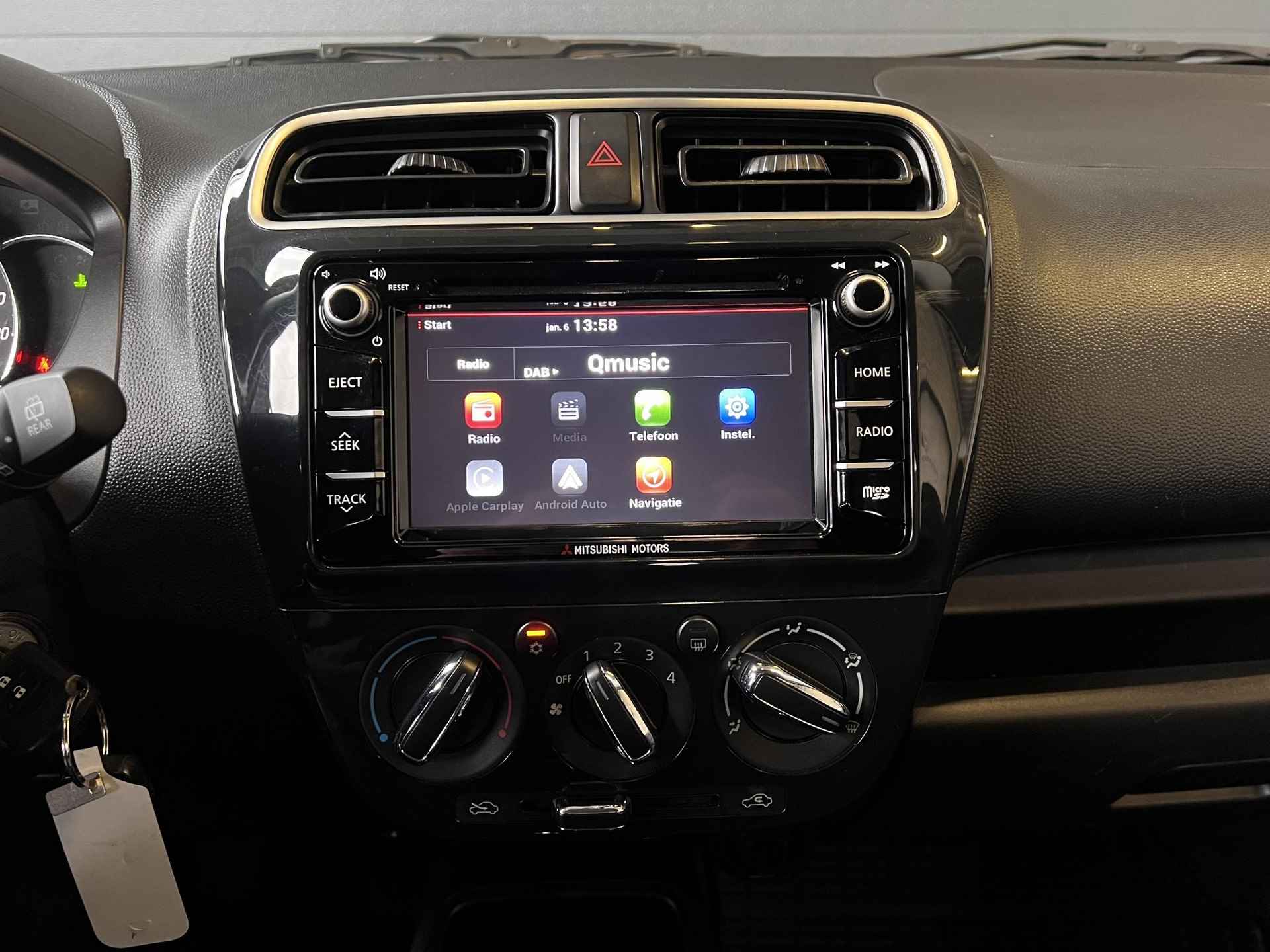 Mitsubishi Space Star 1.2 100th Anniversary Edition | 15" LMV | Carplay | Navi | Stoelverw. | All-in rijklaarprijs - 12/35