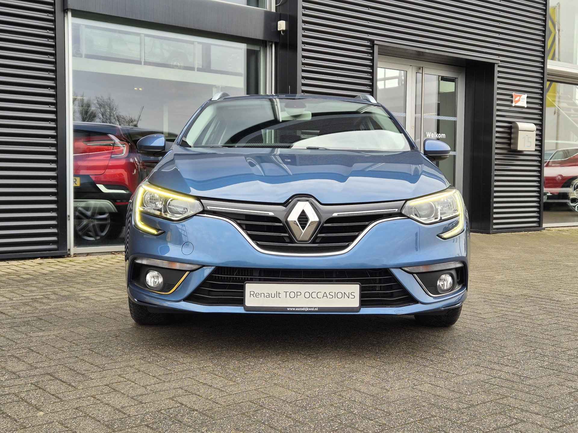 Renault Mégane Estate 1.3 TCe Zen Navigatie, Apple/Android Auto, All Season banden, Trekhaak - 4/43