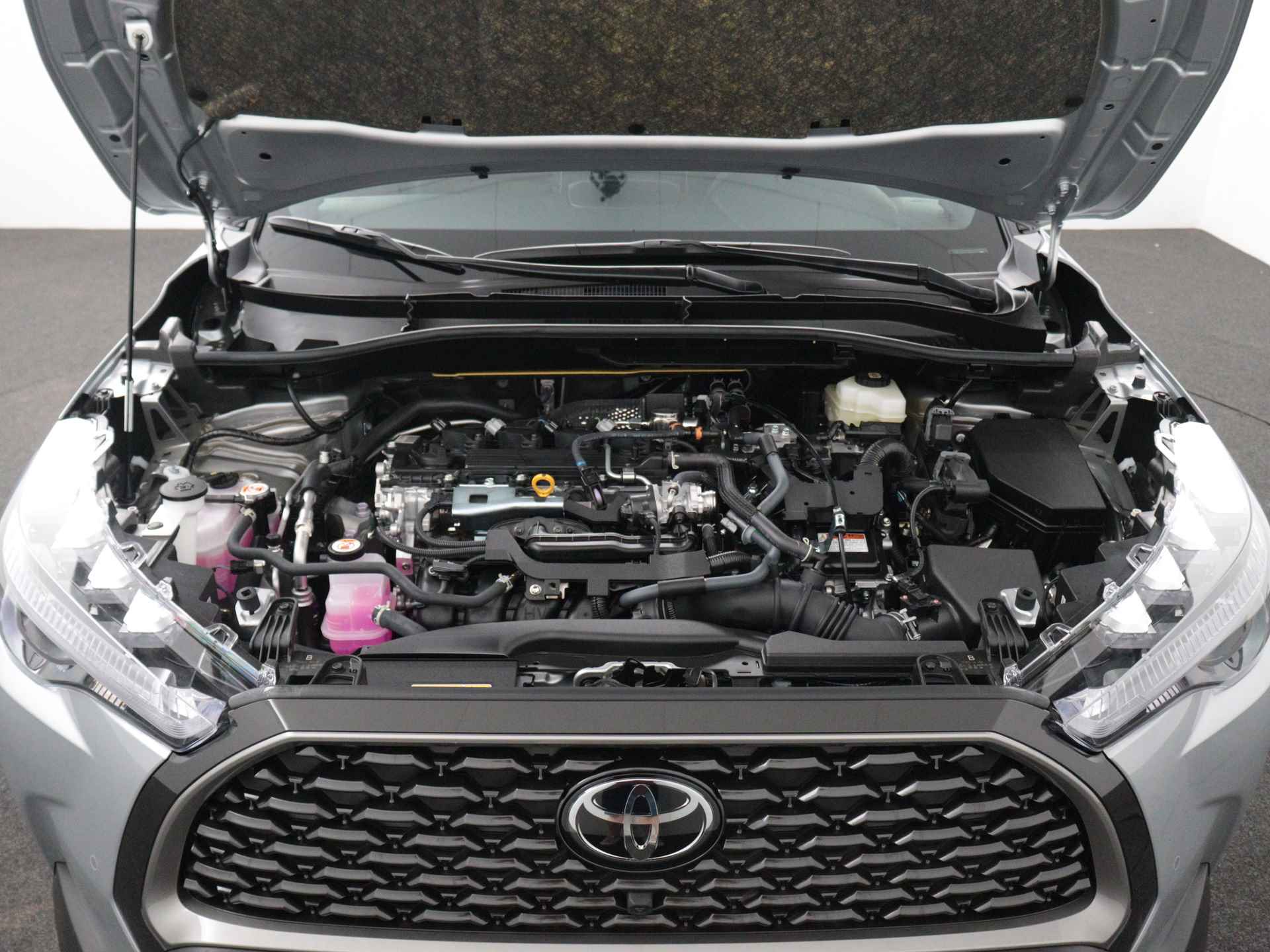 Toyota Corolla Cross Hybrid 200 Executive | 360 Camera | Leder | - 39/43