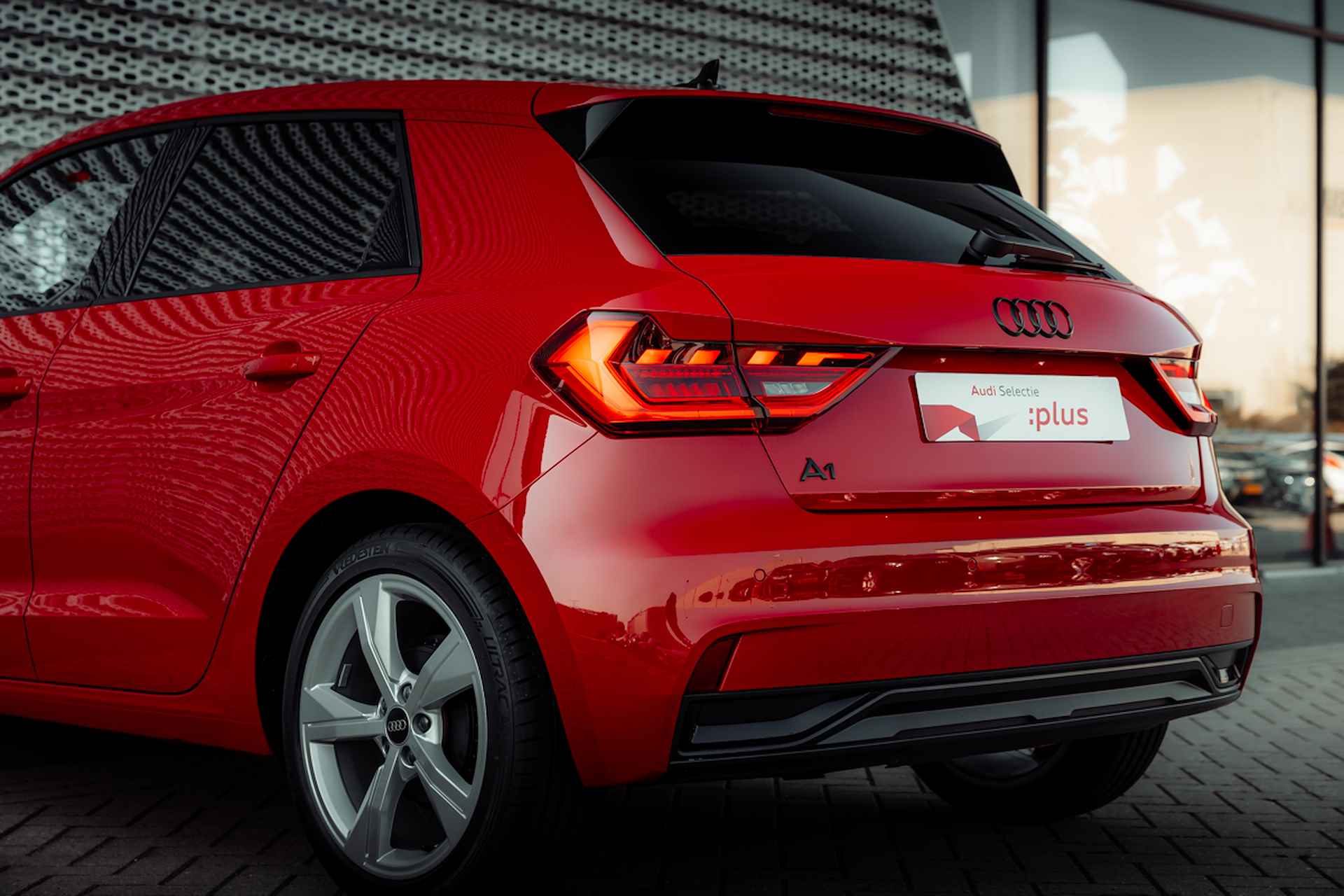 Audi A1 Sportback 25 TFSI 95pk s-tronic Advanced | Stoelverwarming | LED koplampen | Optiek zwart plus | Privacy glass | Apple Carplay | Sportstoelen | Climate control - 15/30