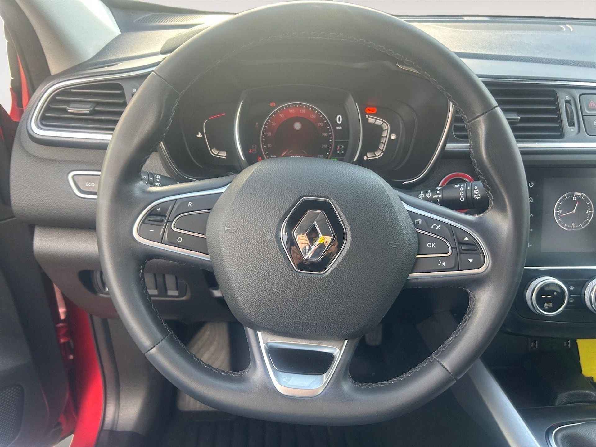 Renault Kadjar 1.3 - 140PK TCe Intens | 1e eigenaar | Navi | Camera | Parkeersensoren | Climate Control | Cruise Control | Lichtmetalen Velgen | LED Koplampen | Licht & Regen Sensor | - 17/27