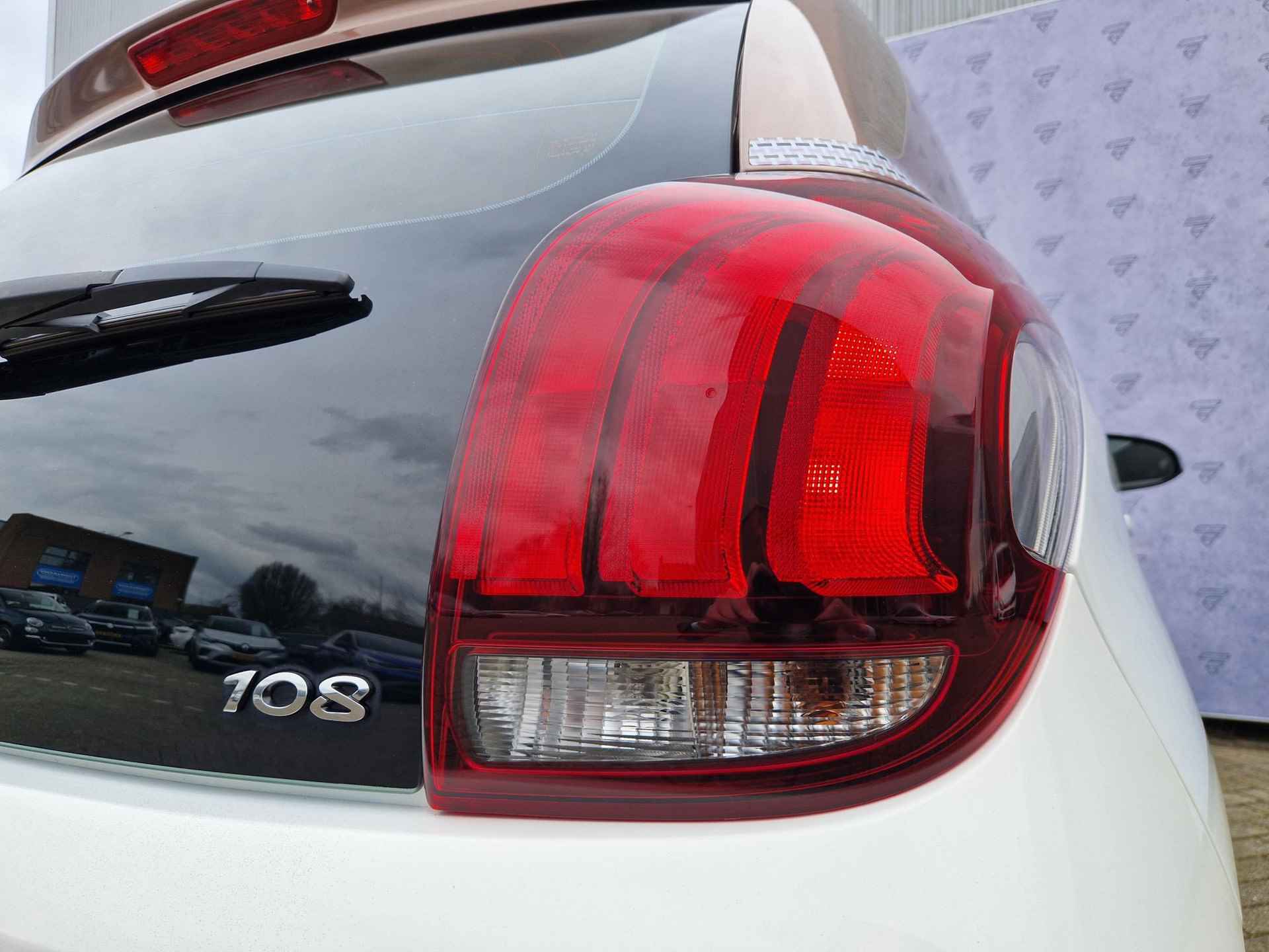 Peugeot 108 1.0 e-VTi Allure | Bluetooth | Cruise | Airco | Electrische Ramen | - 19/21