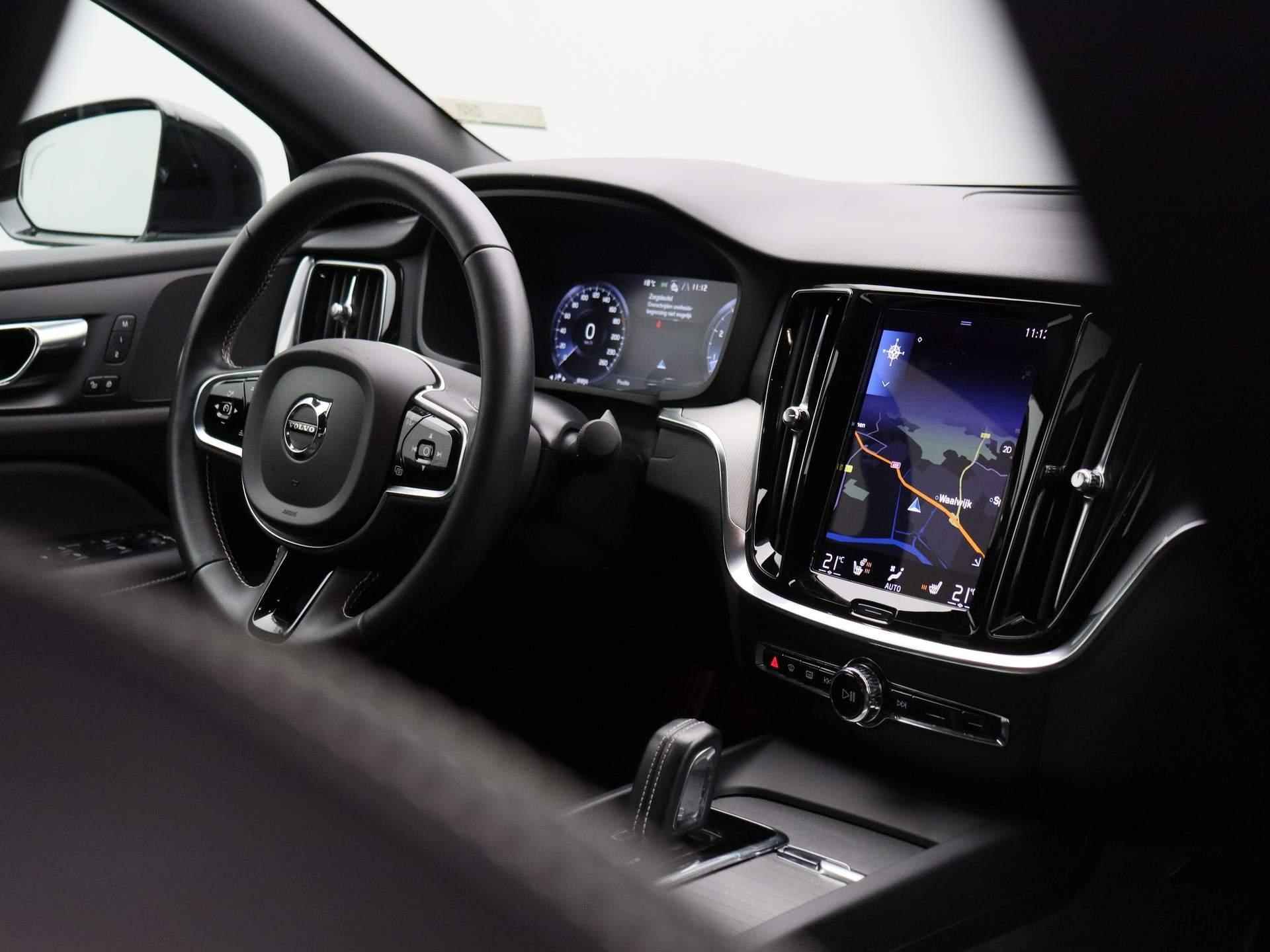 Volvo S60 2.0 B3 R-Design | Half-Leder Interieur | Navigatie | Climate-Control | Camera | Stuur + Stoelverwarming | Memory Stoelen | - 35/41