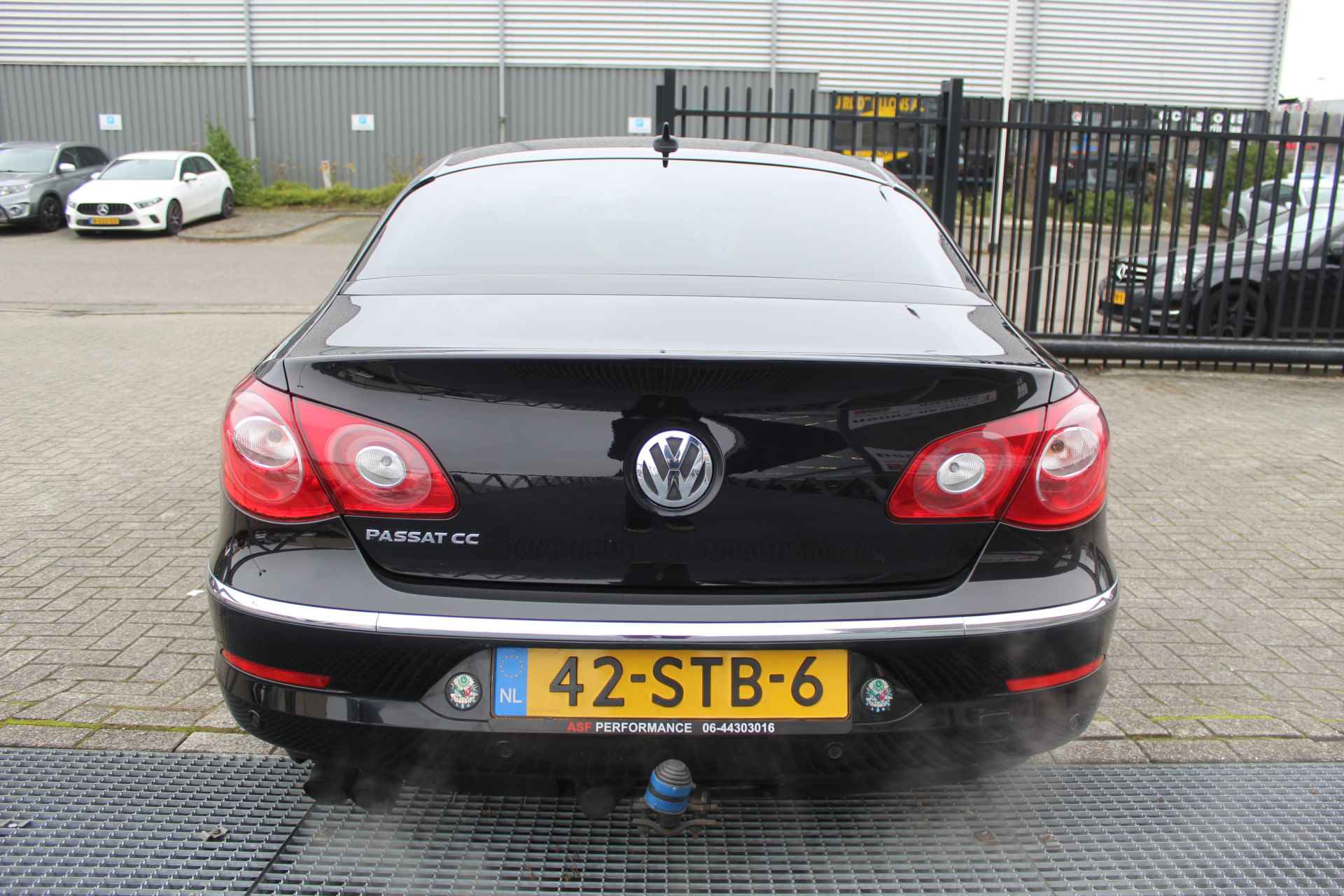 Volkswagen Passat CC 1.8 TSI 5p. Origineel NL/Navigatie/Bluetooth/Parkeer Sensoren Voor+Achter/Climate cotrol/Trekhaak/Cruise control - 9/24