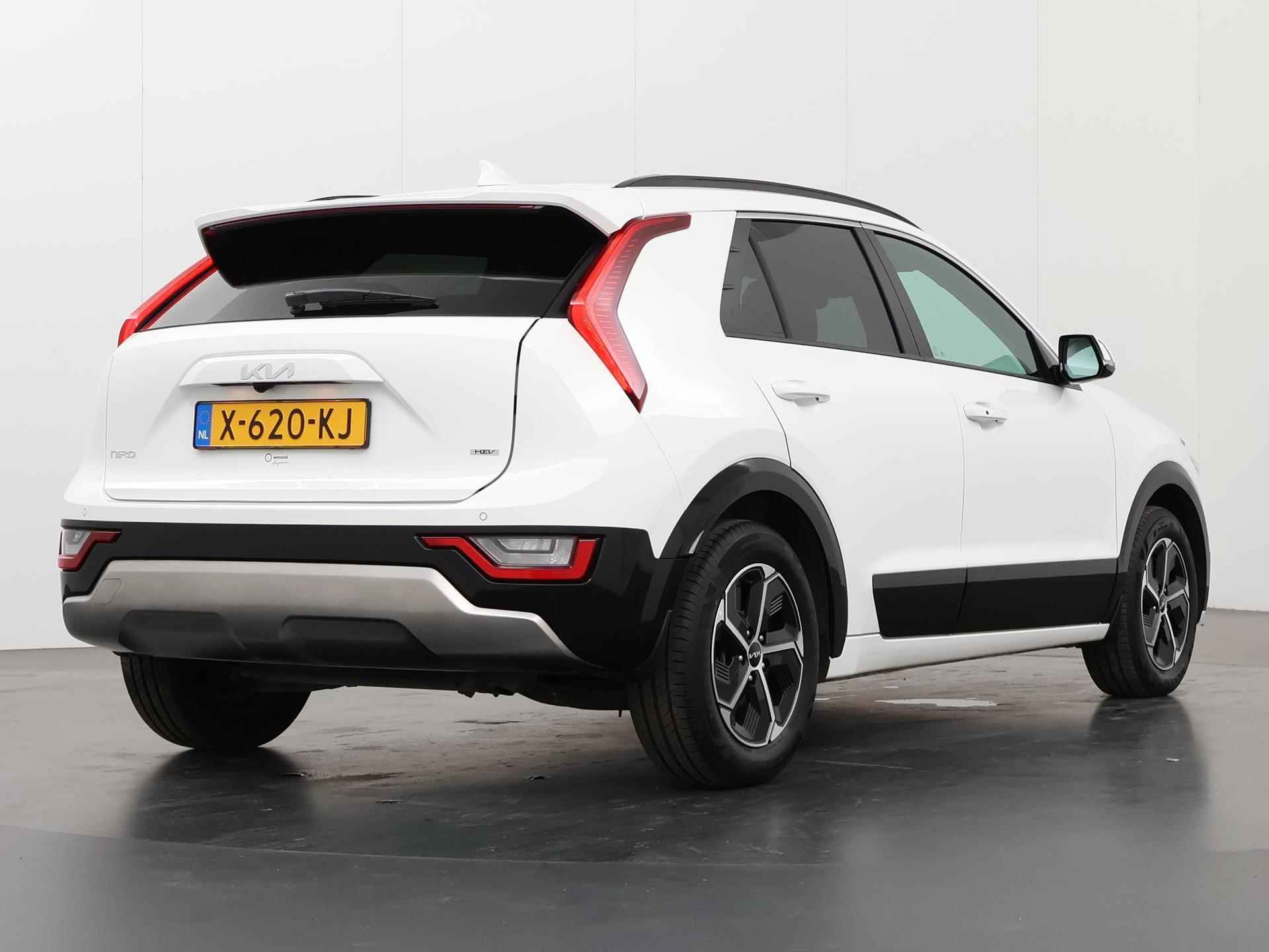 Kia Niro HEV 1.6 GDi Hybrid DynamicPlusLine | Lederen Bekleding | Harman Kardon | Stoelventilatie | Elektrische bedienbare Achterklep | Elektrisch Verstelbare Bestuurderstoel - 3/39