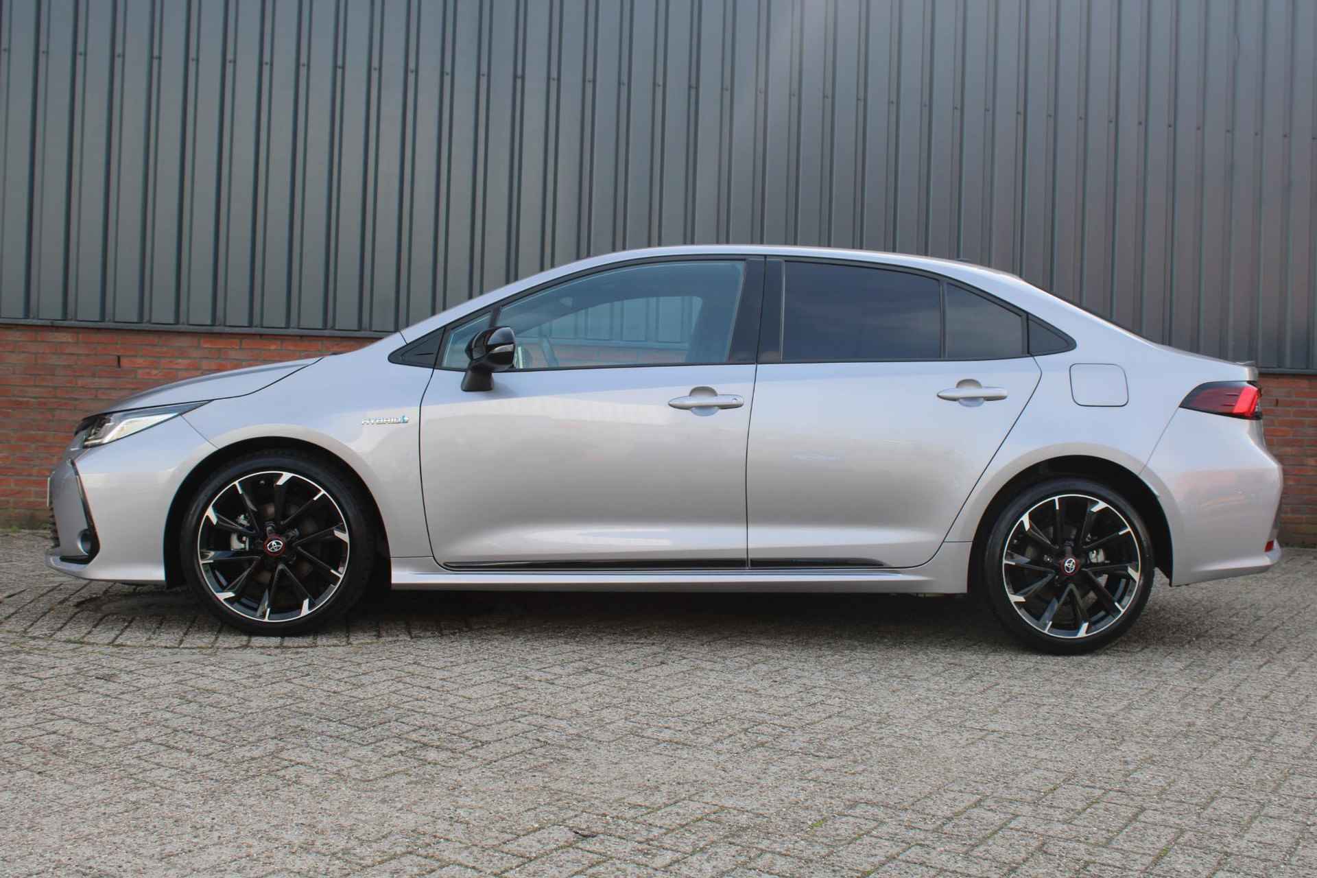 Toyota Corolla 1.8 Hybrid GR-Sport |Zeer compleet|NL-auto|Dealer onderhouden|18" Lichtmetalen velgen| - 6/30