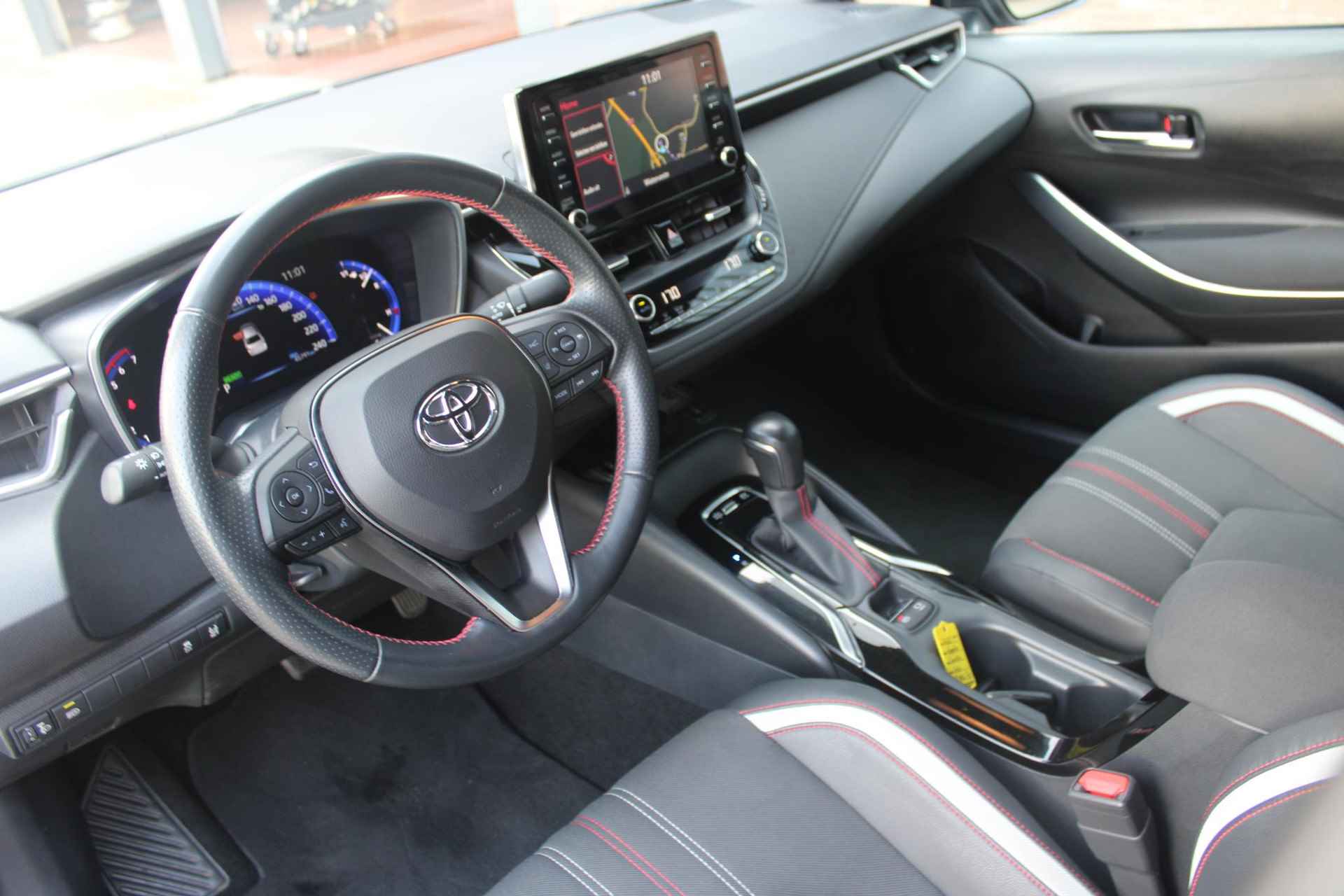 Toyota Corolla 1.8 Hybrid GR-Sport |Zeer compleet|NL-auto|Dealer onderhouden|18" Lichtmetalen velgen| - 8/30