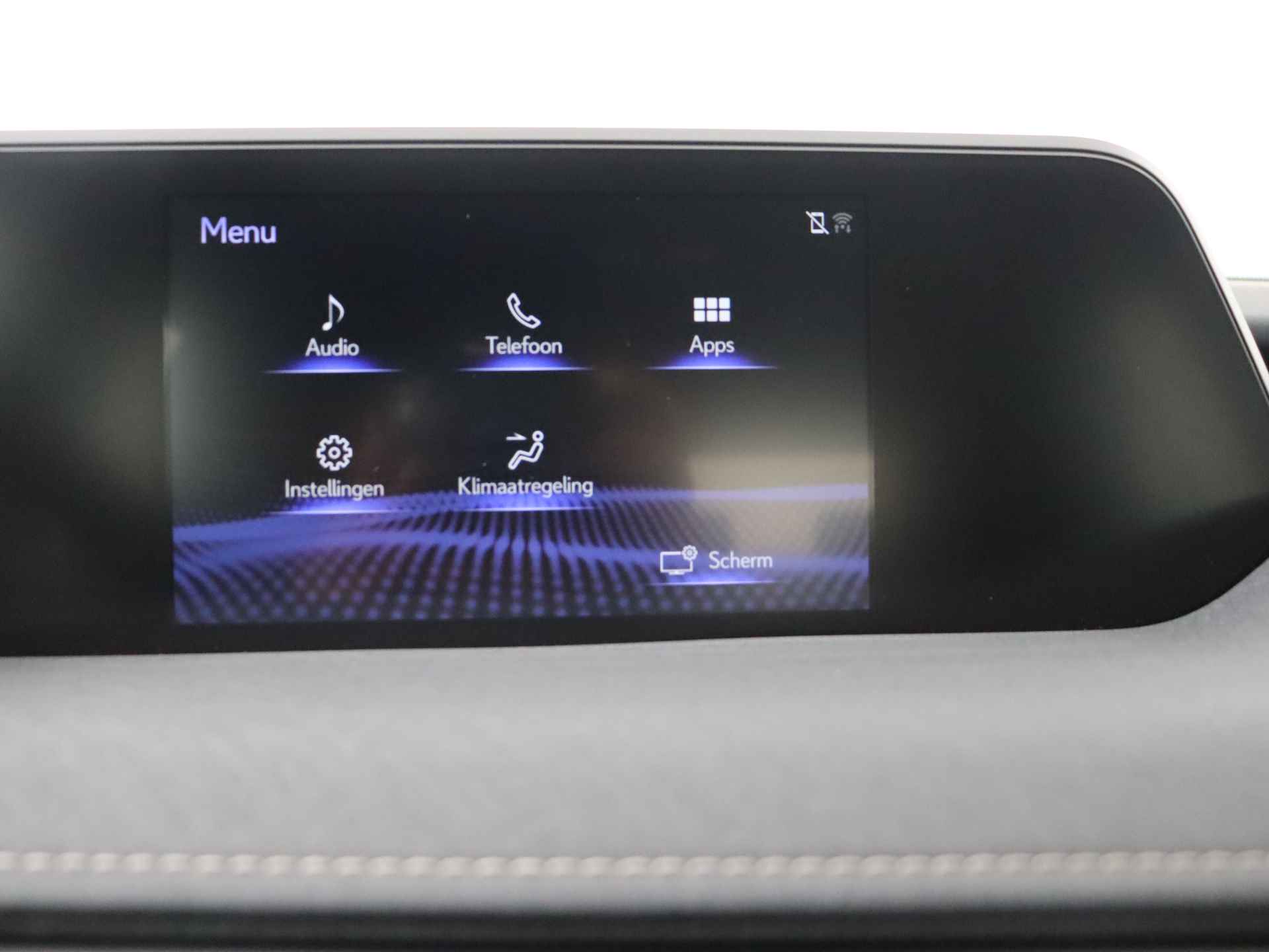 Lexus UX 300e Business | Full Electric | Apple CarPlay / Android Auto | DAB | Elektrische stoelen | - 37/41