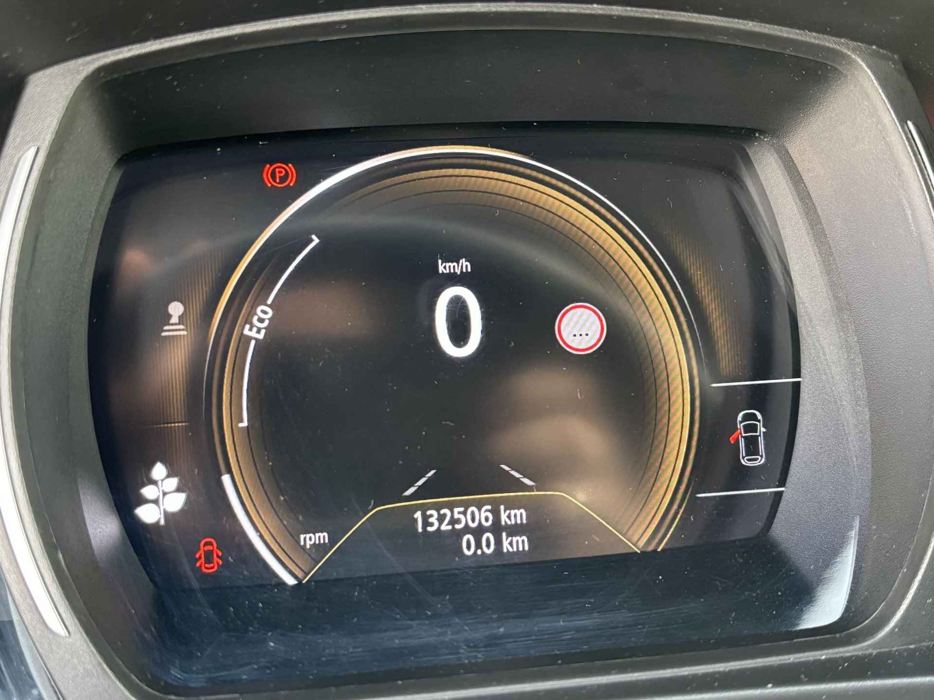 Renault Kadjar 1.2 TCe 130pk Intens | Climate Control | Navigatie | Stoelverwarming | Lederen Bekleding | Trekhaak | LED Koplampen | 19'' Velgen - 12/24