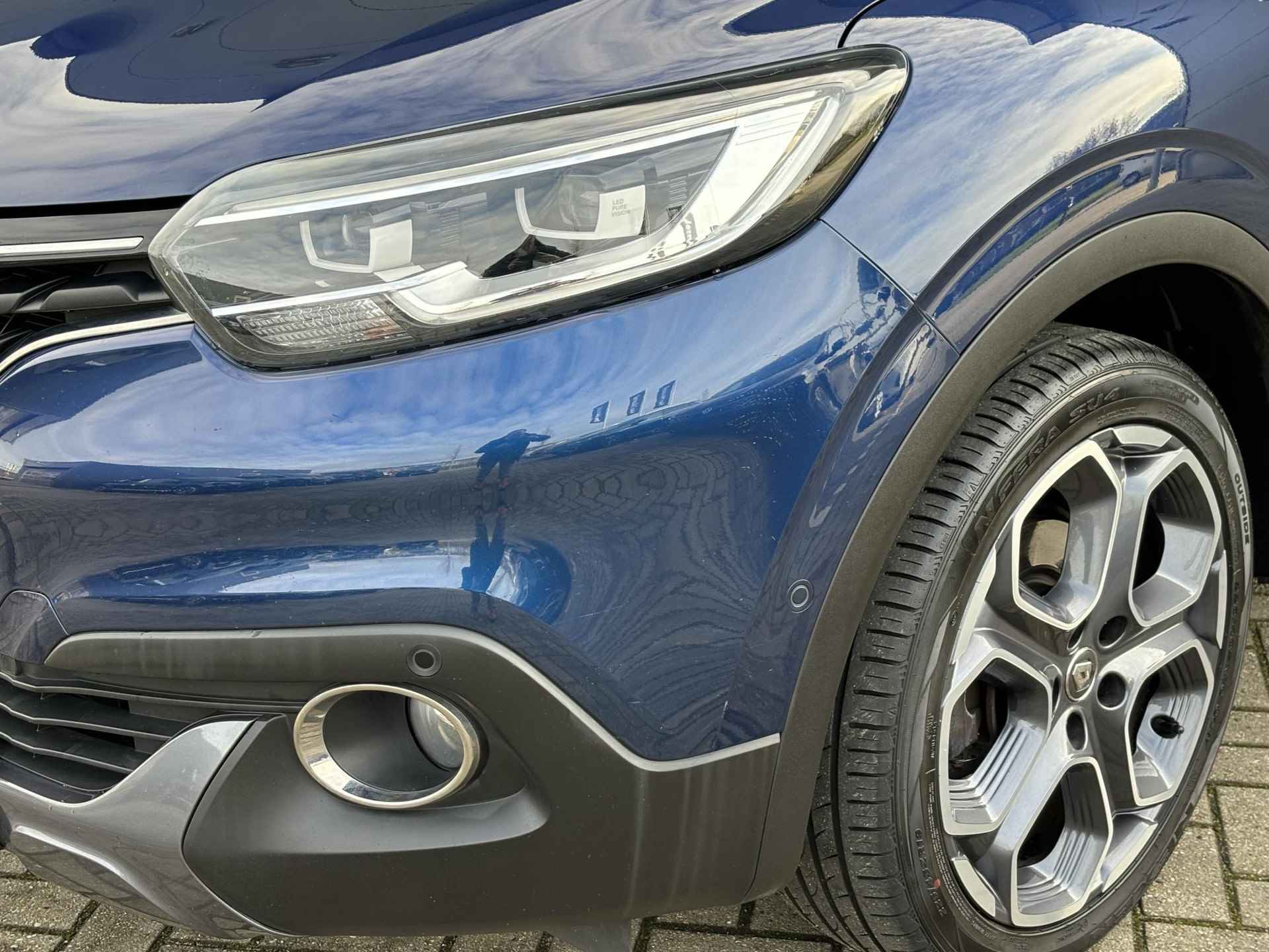 Renault Kadjar 1.2 TCe 130pk Intens | Climate Control | Navigatie | Stoelverwarming | Lederen Bekleding | Trekhaak | LED Koplampen | 19'' Velgen - 22/24