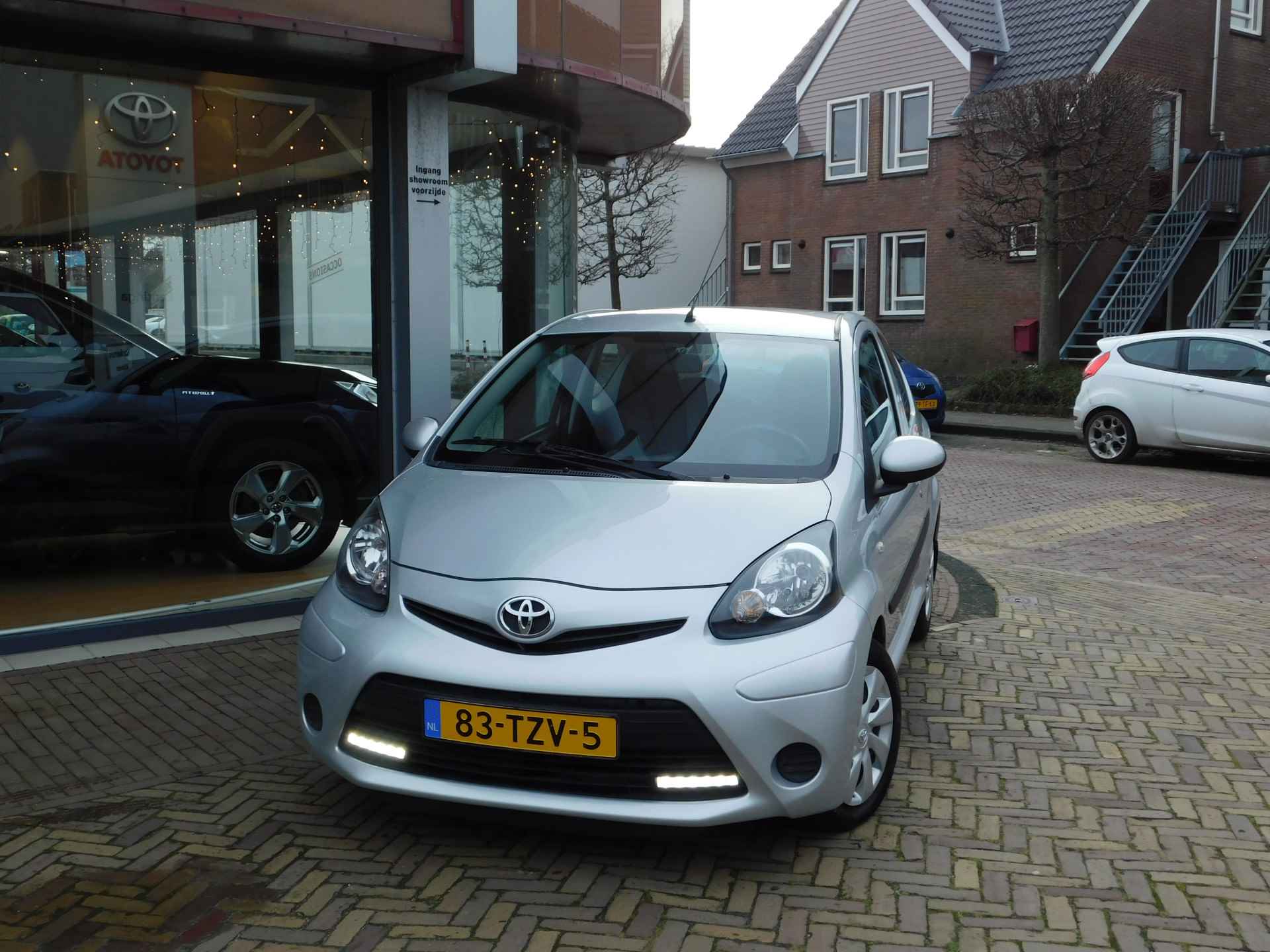 Toyota Aygo 1.0 VVT-i Aspiration | Airco | Trekhaak | - 9/39