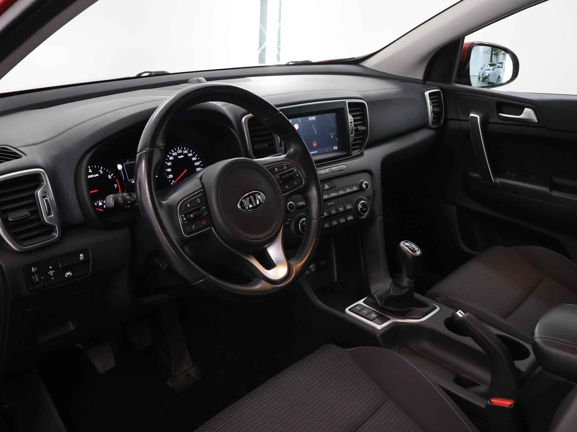 Kia Sportage 1.6 GDI DynamicLine | Trekhaak | Navigatie | Climate Control | Parkeercamera | Apple Carplay/Android Auto - 8/36