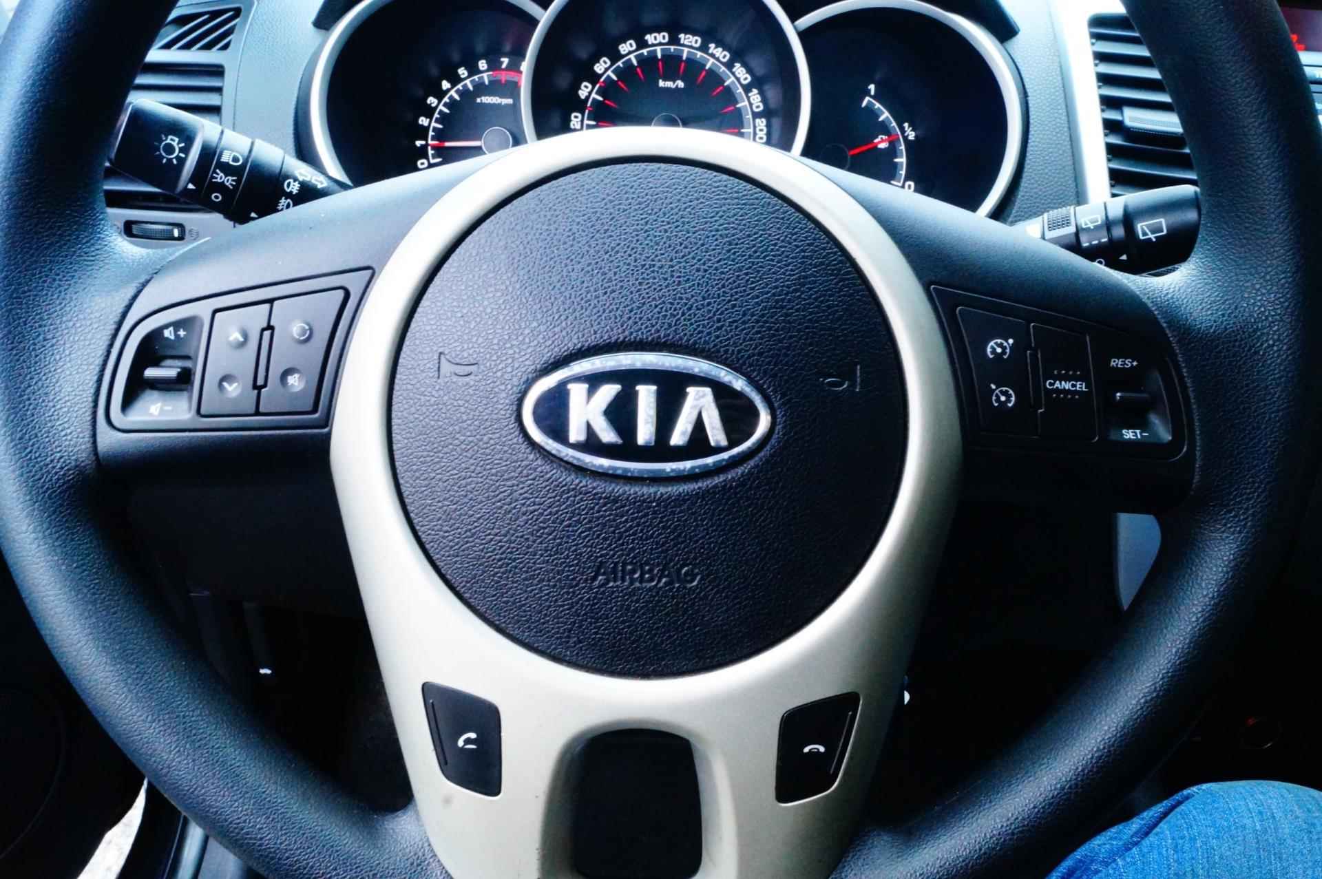 Kia Venga 1.4 CVVT X-tra, Trekhaak, PDC - 13/17