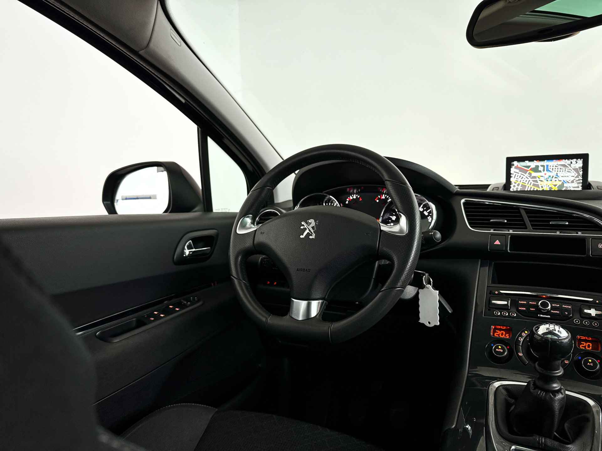 Peugeot 3008 PureTech Style | Panoramadak - 4/29