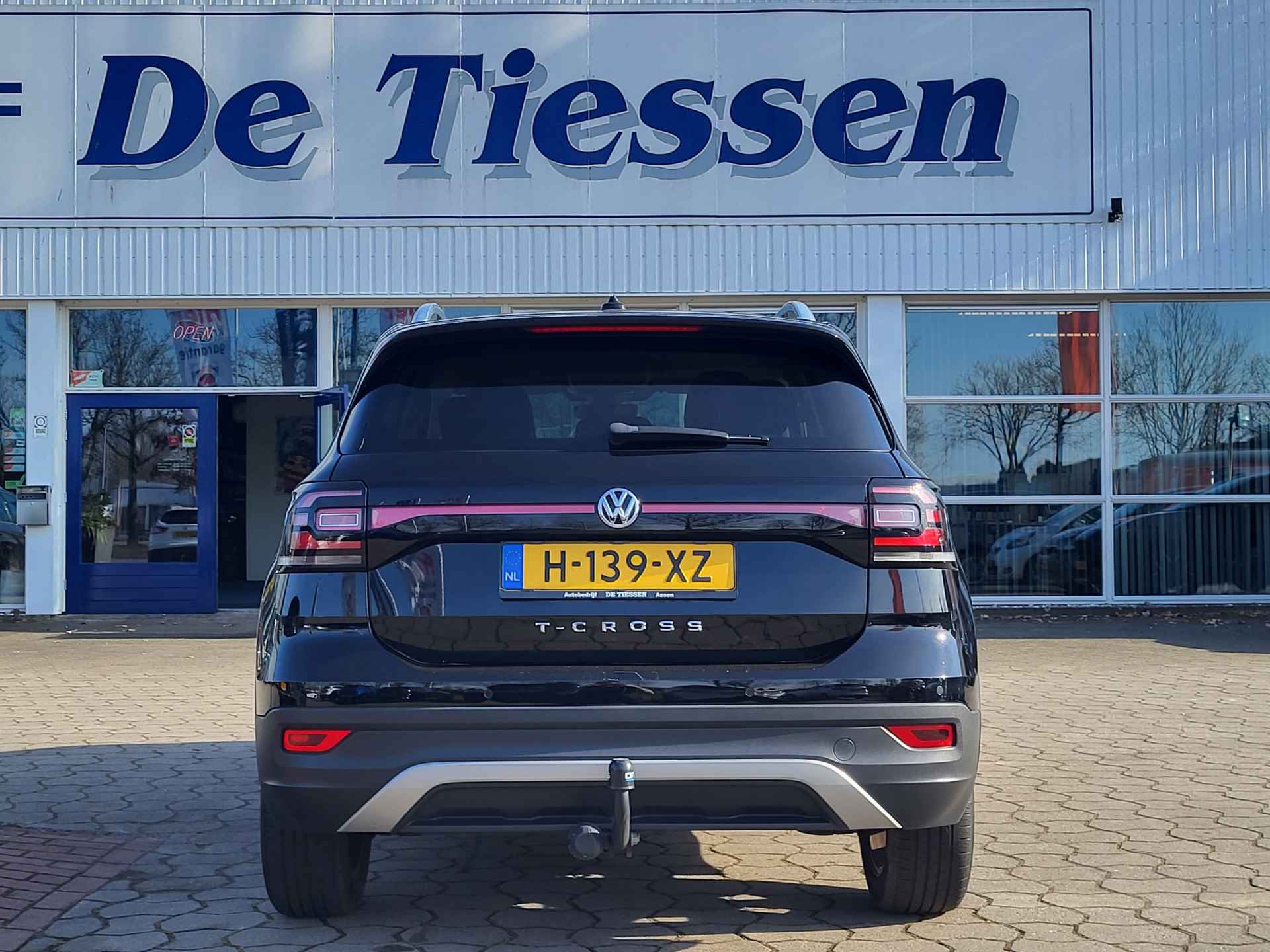 Volkswagen T-Cross 1.0 TSI 116 PK Style Virtual Dash, Trekhaak, Camera, Rijklaar met beurt & garantie! - 34/36