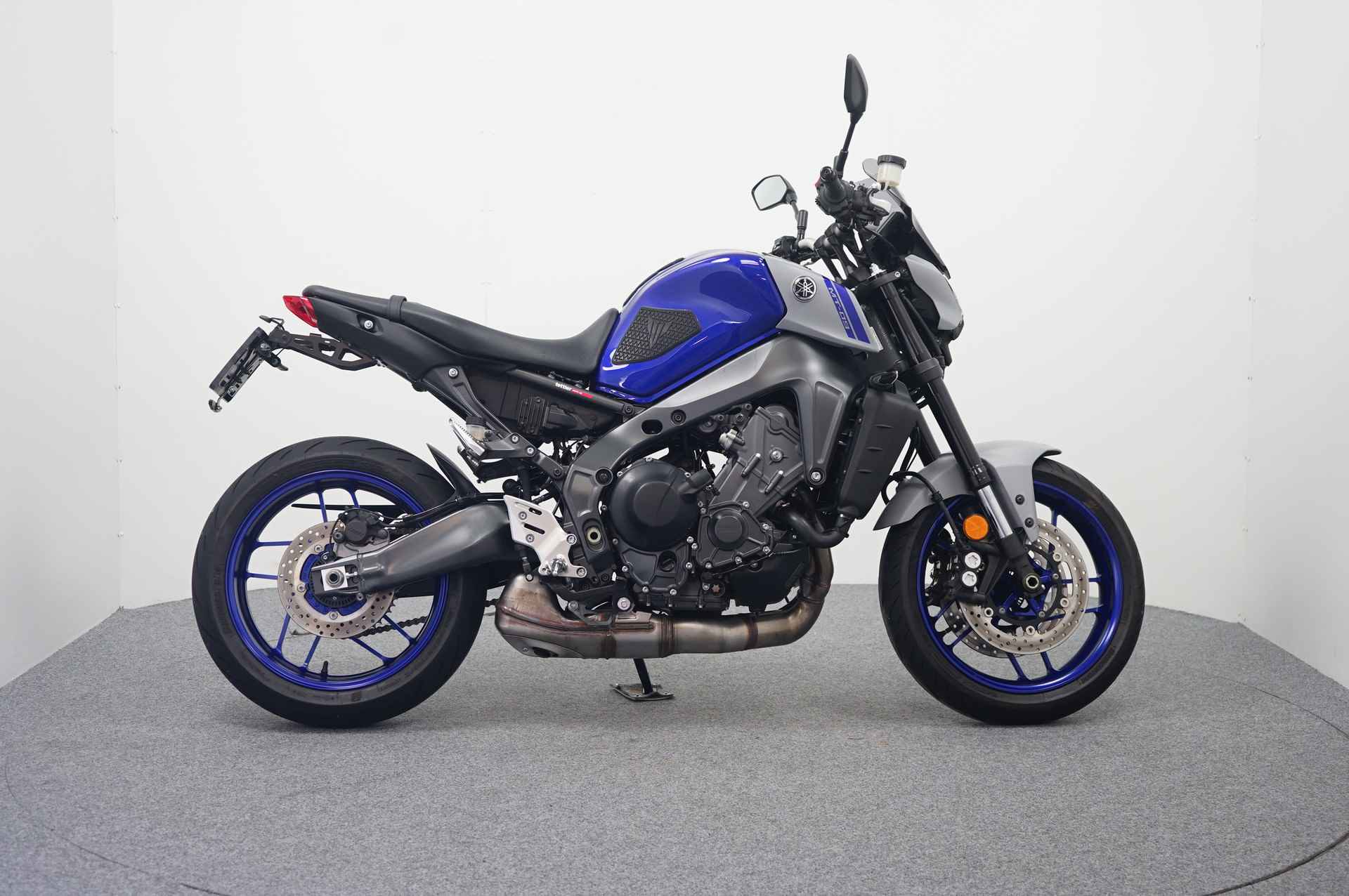 Yamaha MT-09 ABS - 1/17