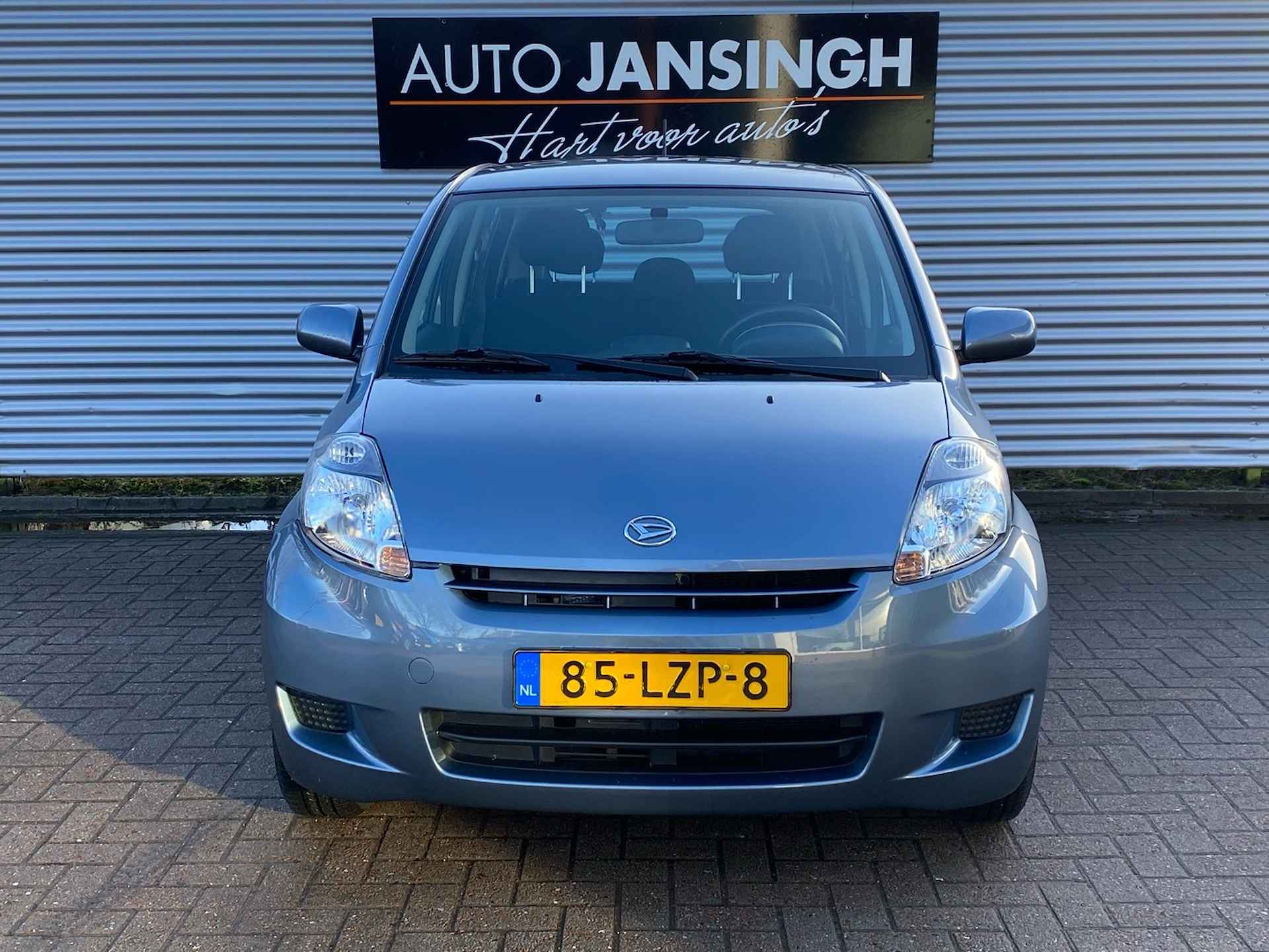 Daihatsu Sirion 2 1.3-16V Sense Automaat! Als nieuw!! | Airco | LM Velgen | Afneembare Trekhaak! | NAP | RIJKLAARPRIJS INCL 12 MAANDEN GARANTIE EN BEURT - 6/23