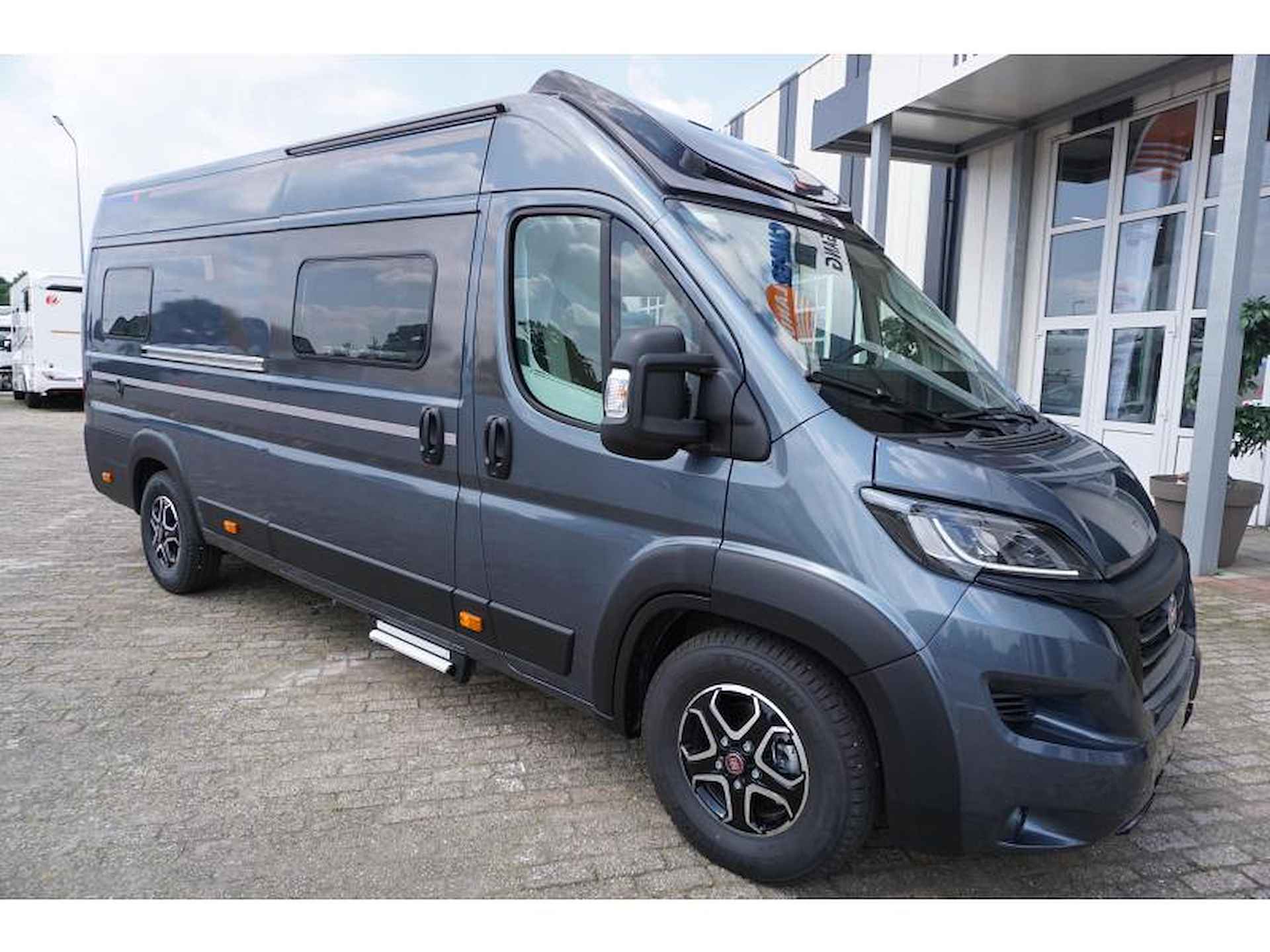 Eura Mobil Van 635 HB AUT/180PK/RIJ ASS. - 3/21