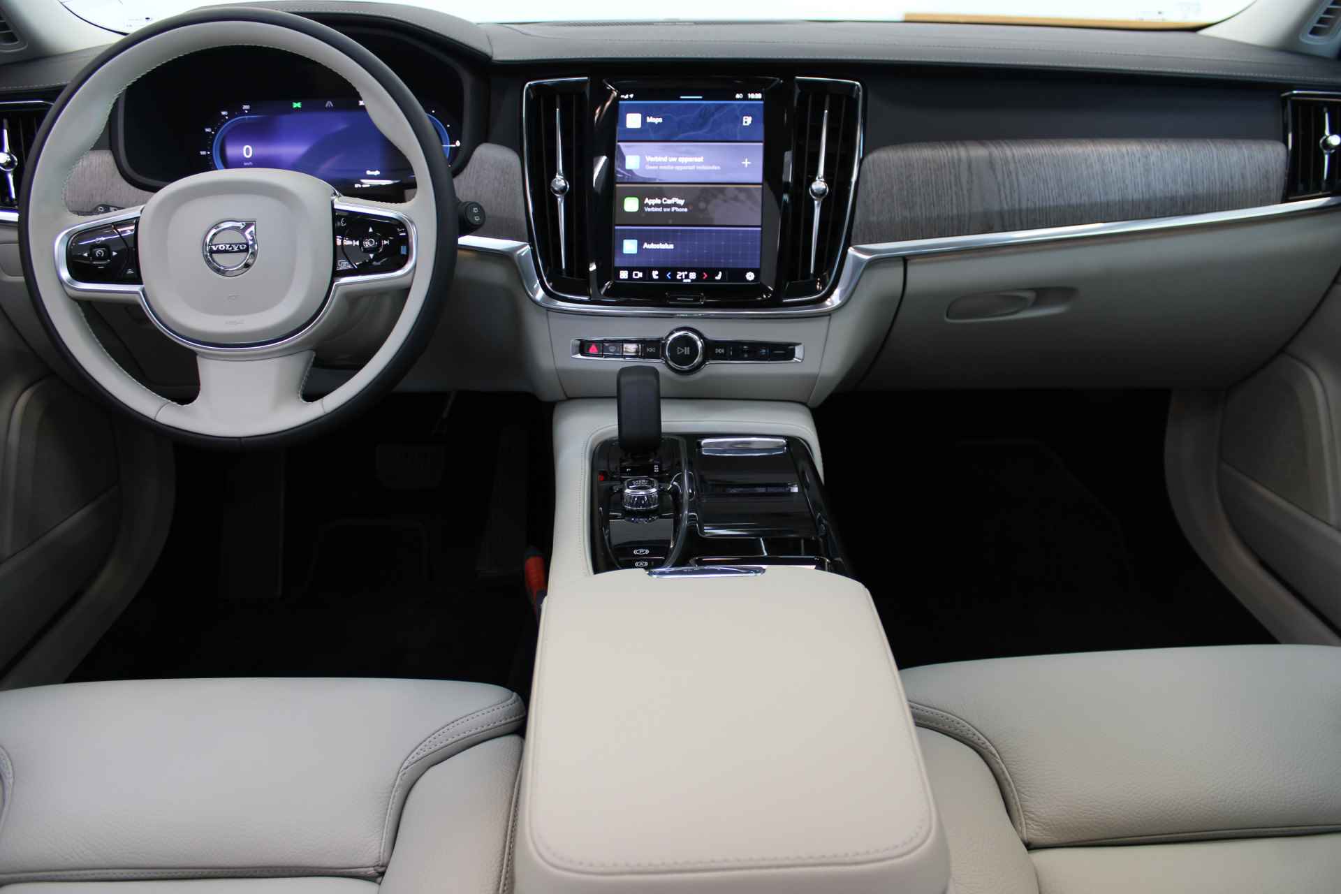 Volvo V90 T6 350PK AWD Plus Bright | Luchtvering | Panoramadak | Trekhaak | HK Audio | Comfortstoelen | Blis | Getint Glas - 5/70