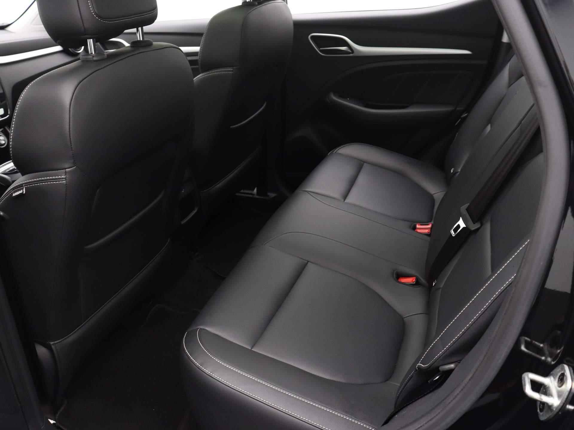 MG ZS EV Luxury | Leder | Panoramadak | Camera | Navi | Apple CarPlay | - 13/27