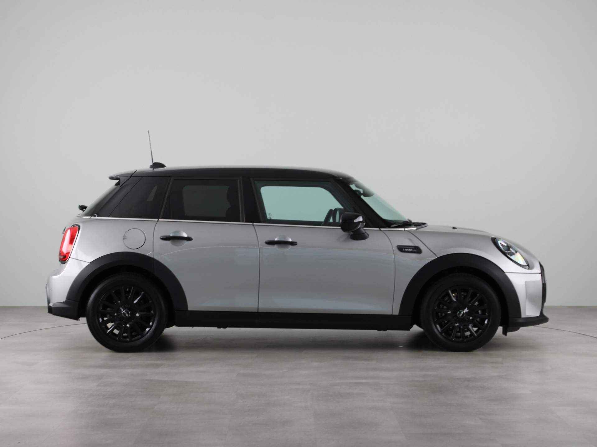 MINI 5-deurs Cooper Camden Edition Aut. - 9/23