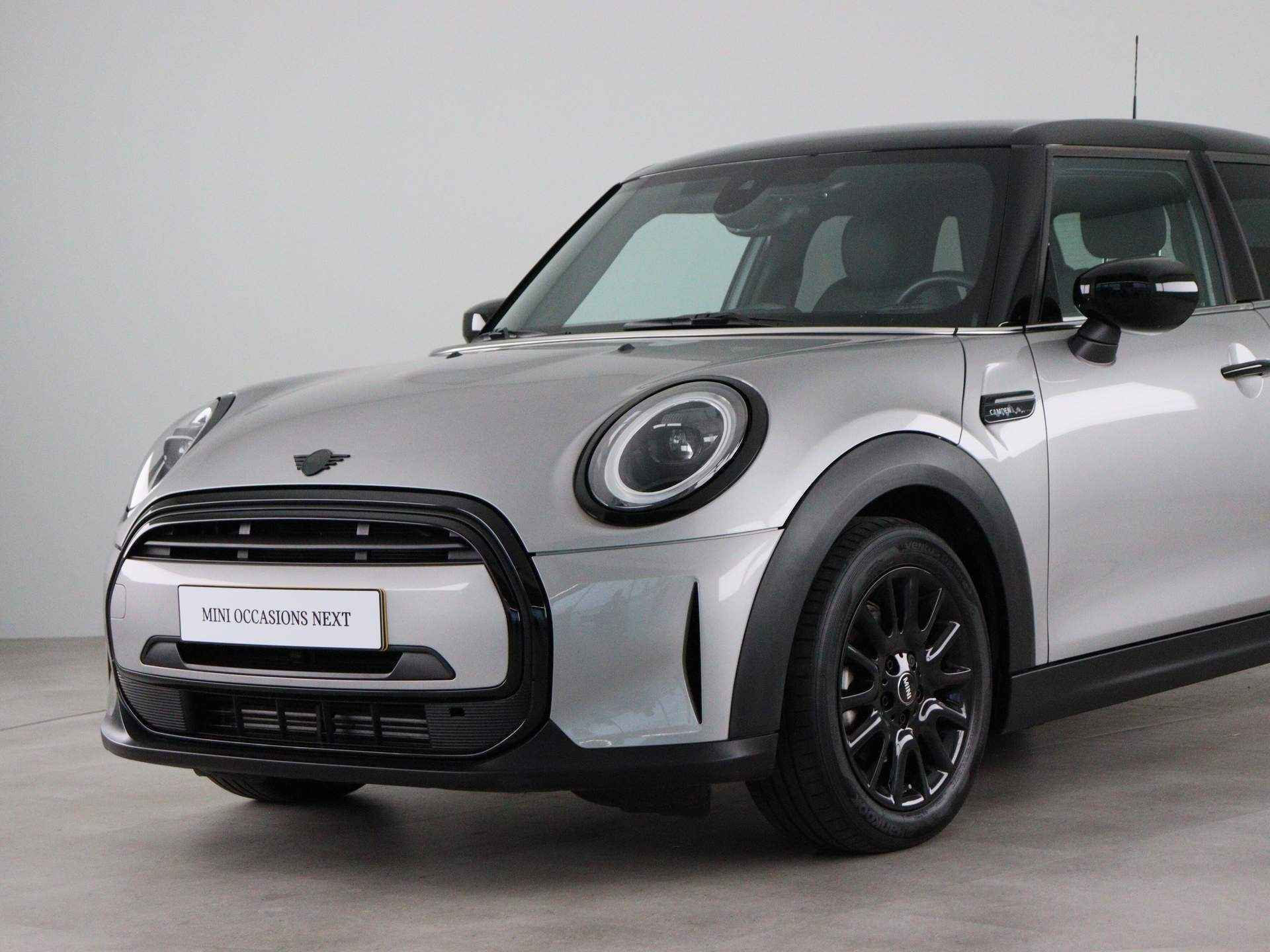 MINI 5-deurs Cooper Camden Edition Aut. - 21/23