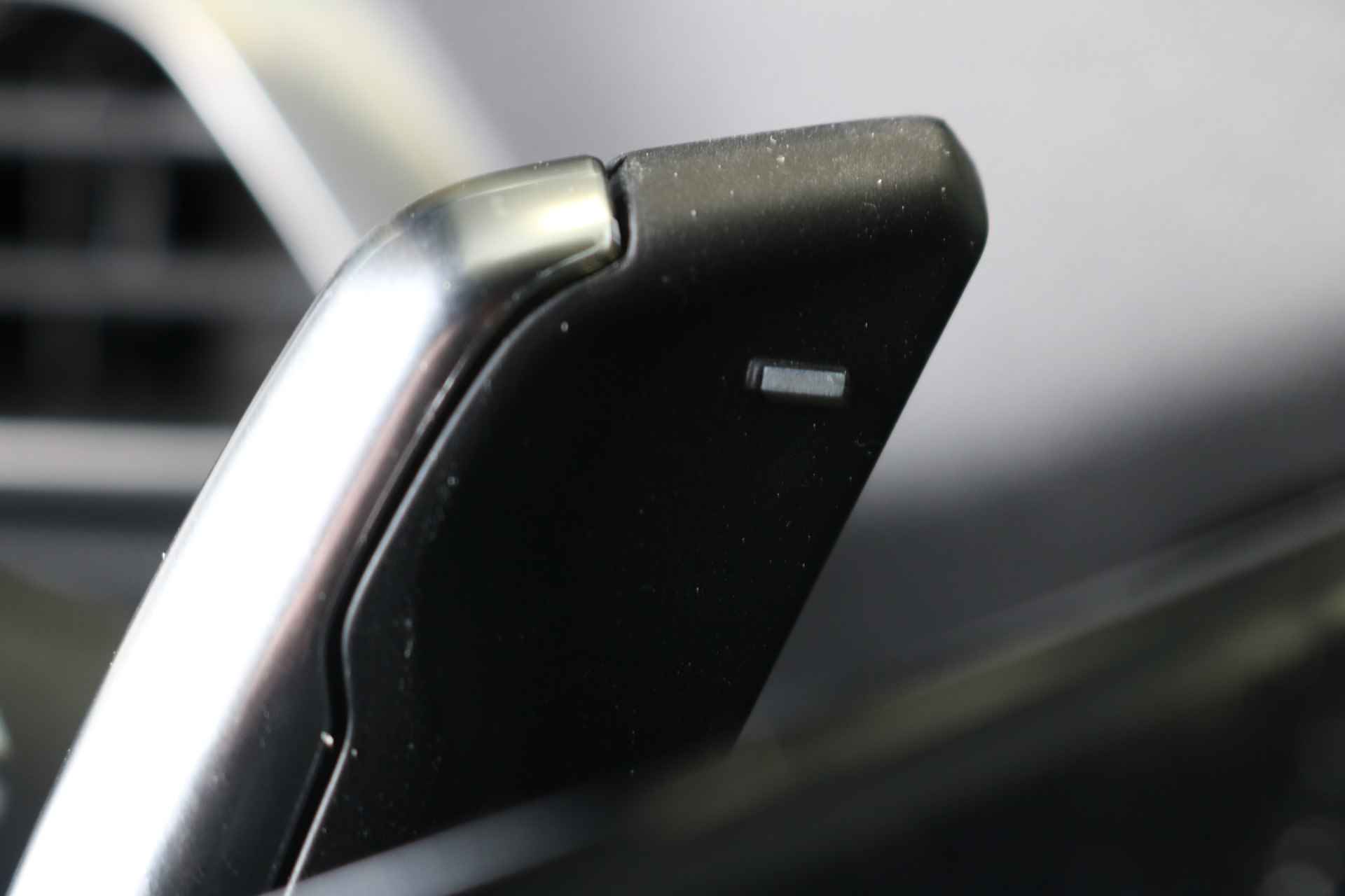 Peugeot 3008 1.2 130PK GT Black Pack | Automaat | Adaptieve Cruise | Stoelverwarming | Dode hoek | 19''LMV  | Camera | Bluetooth | Navigatie | Leder/Stof | Carplay | - 25/51