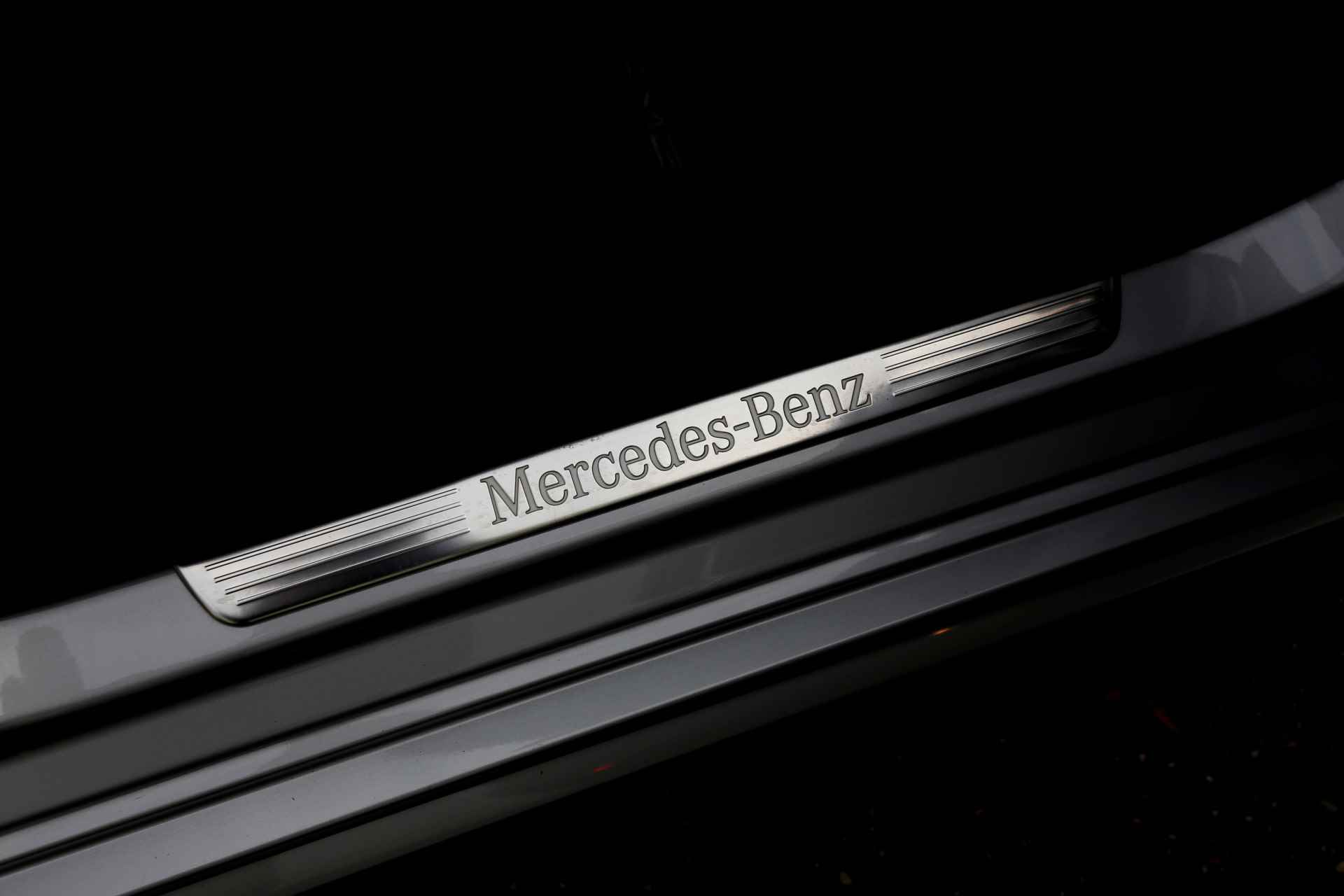 Mercedes-Benz CLA-Klasse Shooting Brake 200 d AMG*Perfect Onderh.*Pano/Sfeer/Diamond Grille/Nightpakket/AMG int-ext/LED/Camera/Parkeersens.V+A/18 inch LM - 22/54