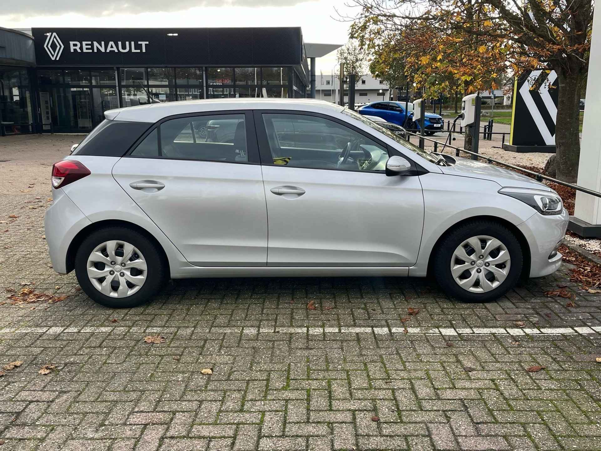 Hyundai i20 1.2 HP i-Motion - 15/23