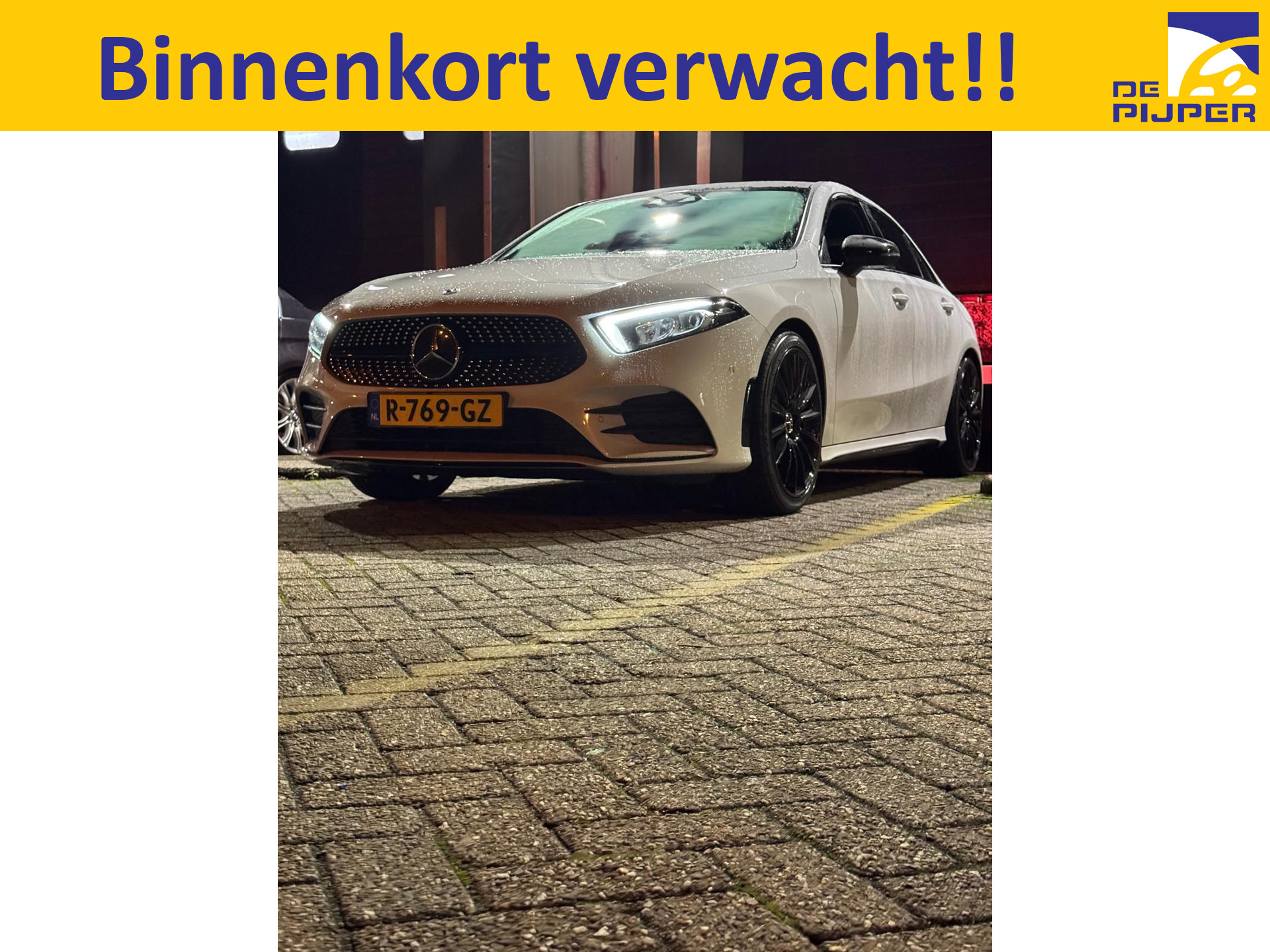 Mercedes-Benz A-Klasse 250 Premium Plus ,AMG PAKKET, SCHUIF/KANTELDAK, LM WIELEN ,BOEKJES,NAP EN ONDERHOUDSHISTORIE