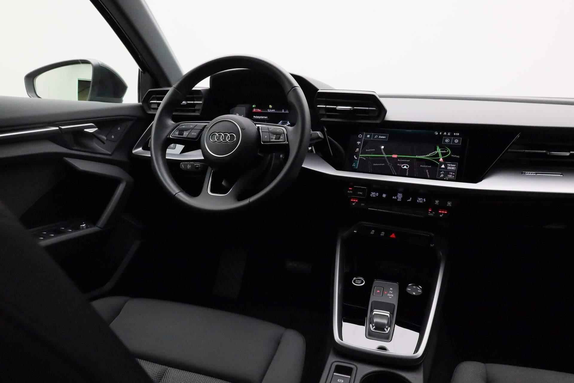 Audi A3 Sportback 30 TFSI 110PK S-tronic Pro Line | Navi | Stoelverwarming | Cruise | Clima | 16 inch - 23/38