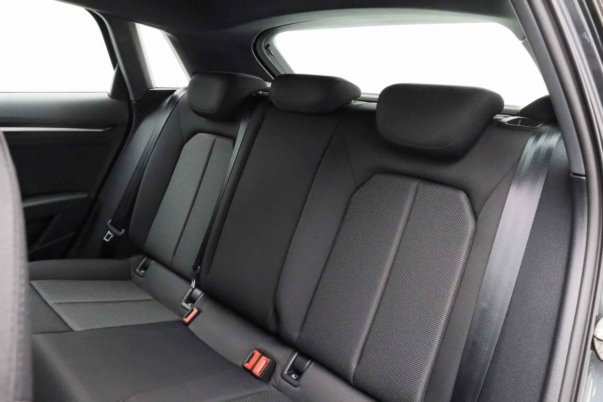 Audi A3 Sportback 30 TFSI 110PK S-tronic Pro Line | Navi | Stoelverwarming | Cruise | Clima | 16 inch - 37/38