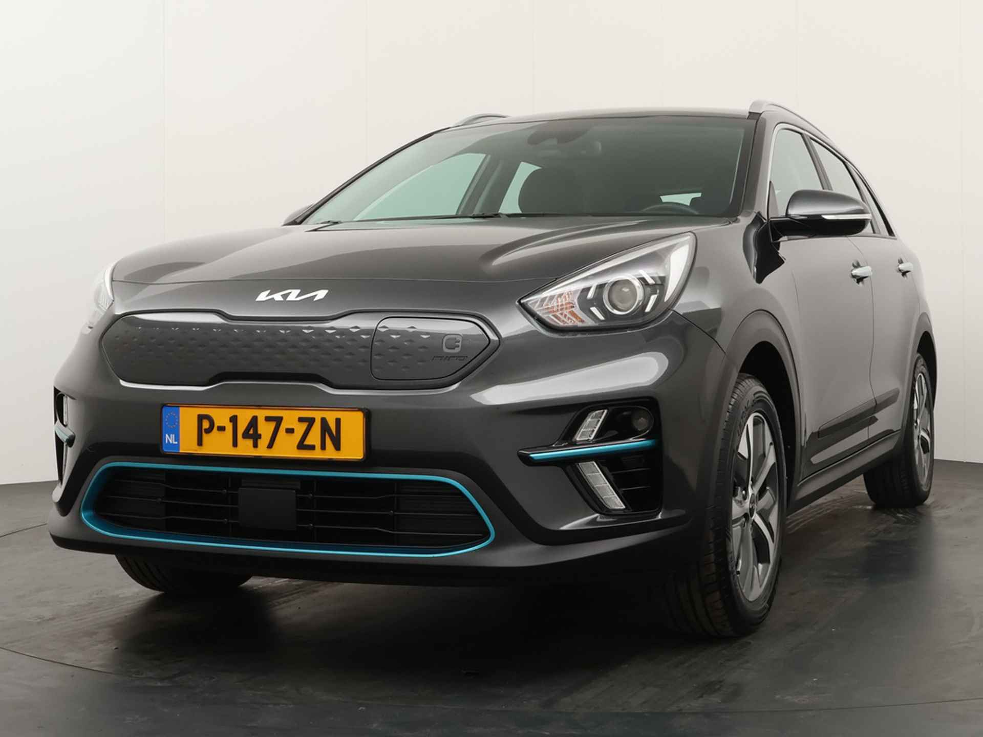 Kia e-Niro DynamicLine 64 kWh - Apple CarPlay/Android Auto - Navigatie - Achteruitrijcamera - Parkeersensoren - Fabrieksgarantie tot 07-2029 - 3/43