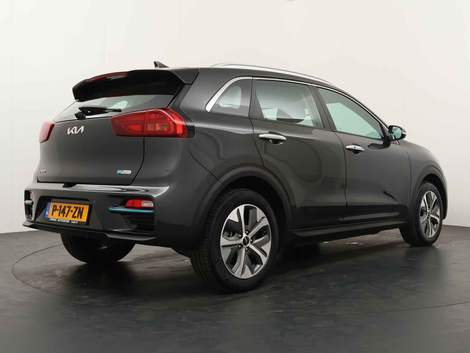 Kia e-Niro DynamicLine 64 kWh - Apple CarPlay/Android Auto - Navigatie - Achteruitrijcamera - Parkeersensoren - Fabrieksgarantie tot 07-2029 - 9/43