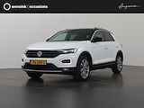 Volkswagen T-Roc 2.0 TSI 4Motion Sport | Trekhaak | Navigatie | Climate Control | Parkeercamera | Stoelverwarming | Parkeersensoren | Dodehoeketectie |