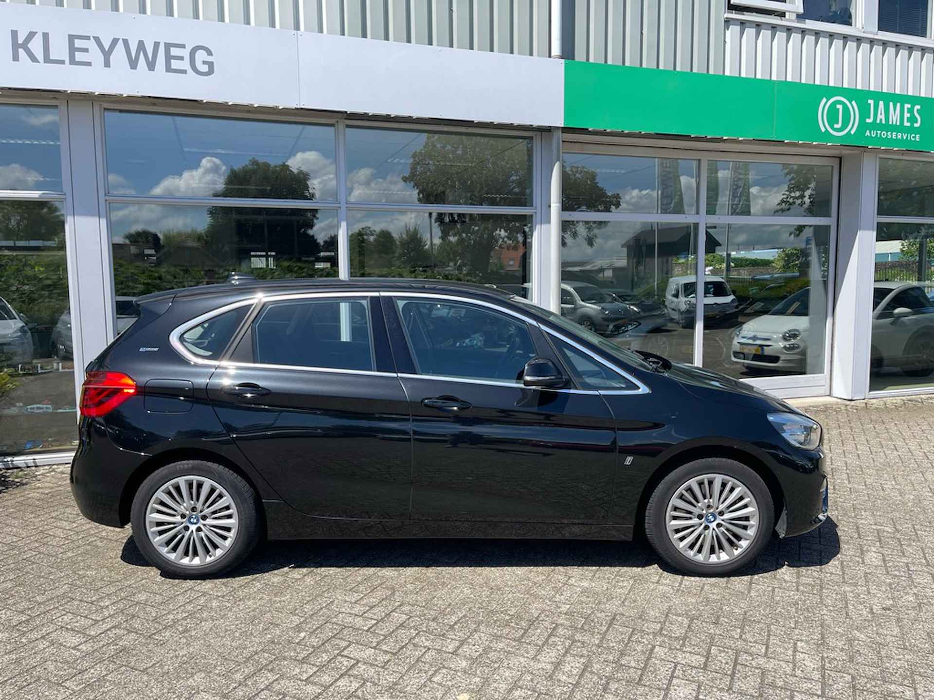 Bmw 2-serie Active Tourer 225xe iP Executive, Nav, Leder, Sportstoel, Stoelverw. - 7/26