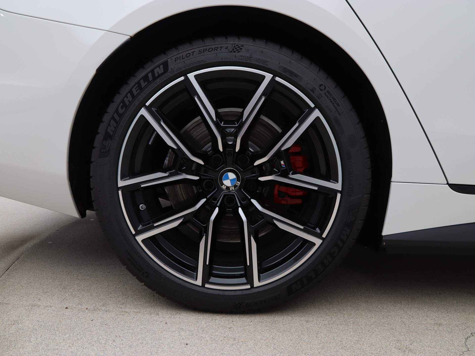 BMW i4 eDrive40 84 kWh - 20/28