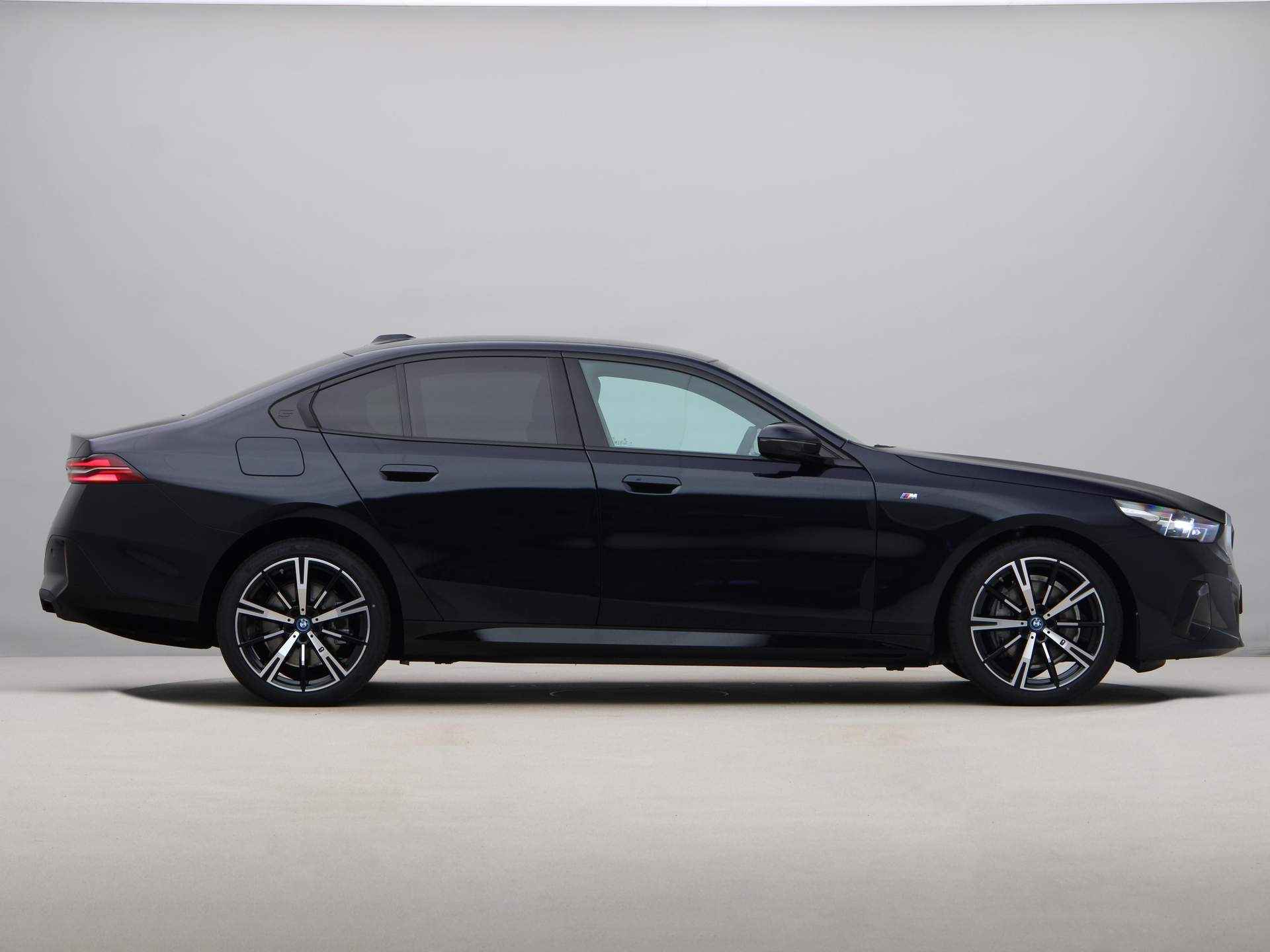 BMW i5 eDrive40 84 kWh - 9/25