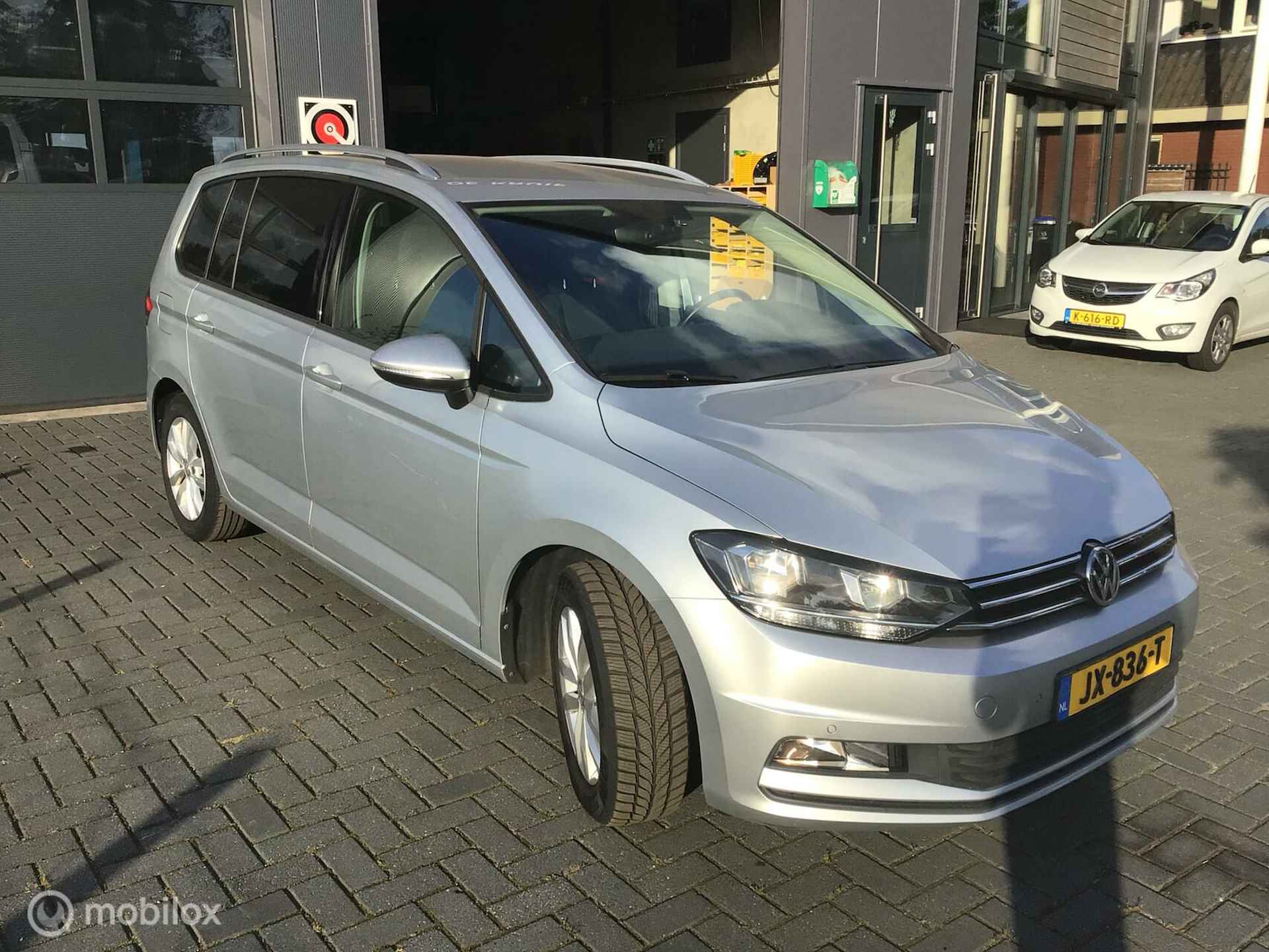 Volkswagen Touran 1.2 TSI Comfortline 7p. PDC / Cruise - 2/30