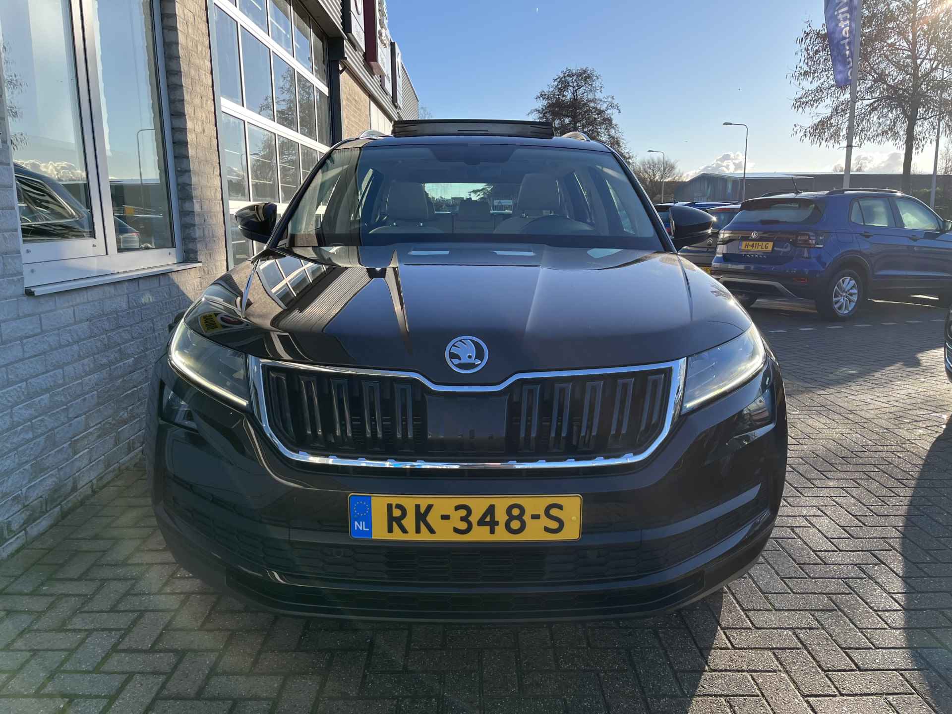 Škoda Kodiaq 2.0 TSI 4x4 Style / AUTOMAAT/ PANO/ TREKHAAK/ 180 PK/ PARK. SENSOREN/ LEDEREN MEMORY SEATS/ STOELVERWARM./ KEYLESS/ CRUISE/ APP-CONNECT/ NAVI/ CLIMA/ DAB/ 18" LMV - 38/48