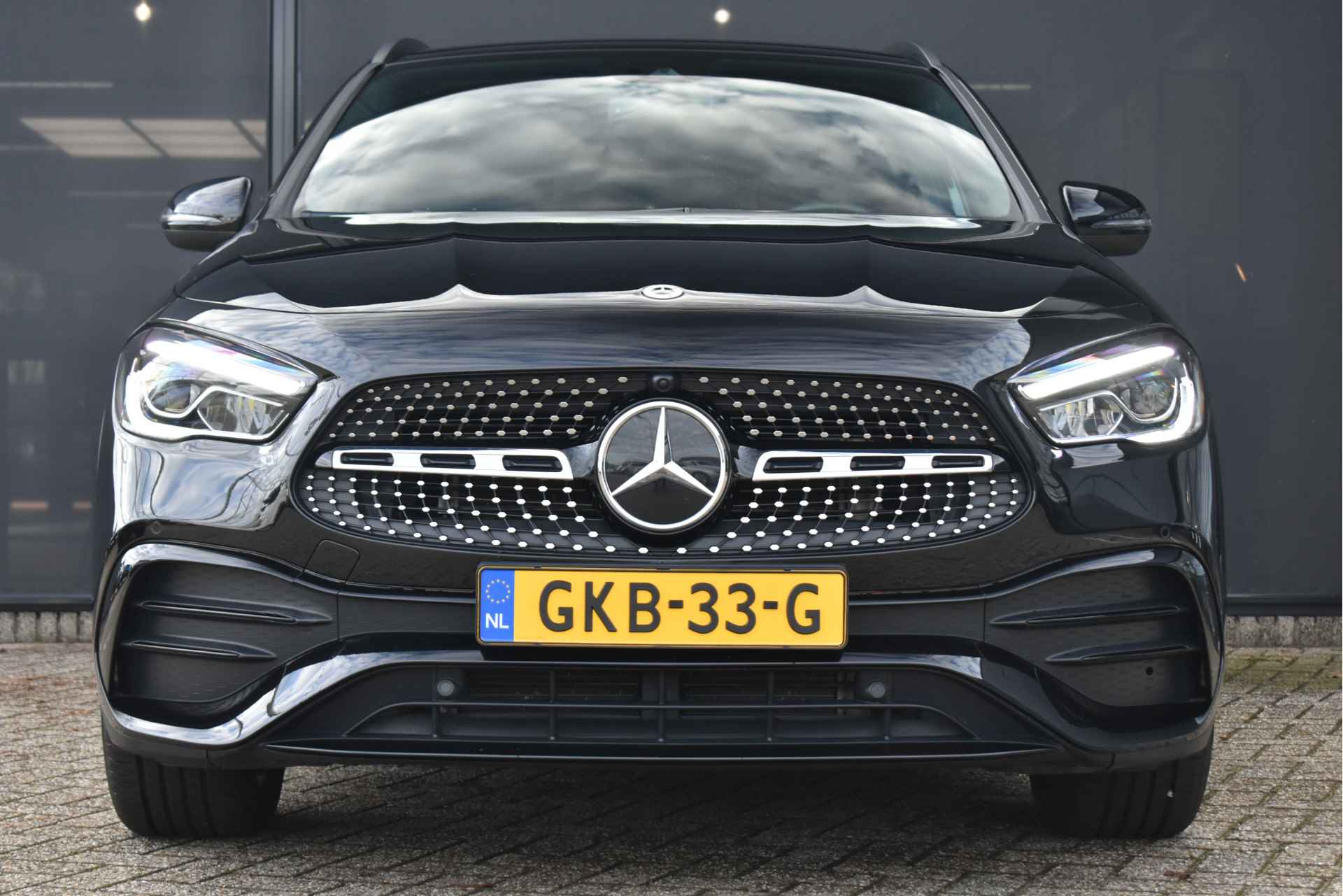 Mercedes-Benz GLA 180 AMG Line | Navigatie | Stoelverwarming | Achteruitrijcamera | Comfortstoelen | Elektr. Achterklep | Climate Control | Keyles - 5/56