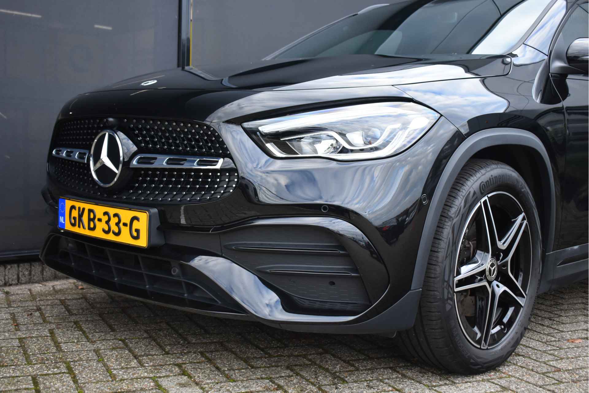 Mercedes-Benz GLA 180 AMG Line | Navigatie | Stoelverwarming | Achteruitrijcamera | Comfortstoelen | Elektr. Achterklep | Climate Control | Keyles - 39/56