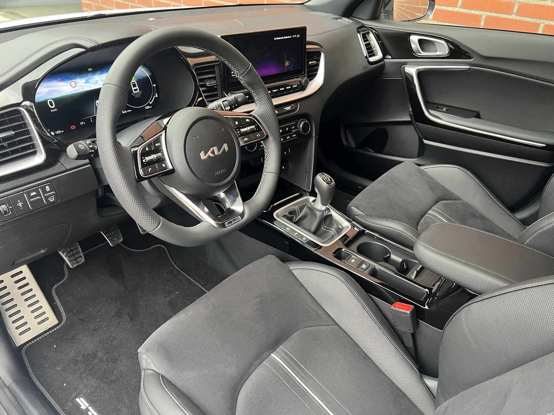 Kia ProCeed 1.5 T-GDi GT-Line | €2.000,- korting | Stoel- en stuurverwarming | Achteruitrijcamera | Navigatie - 3/32