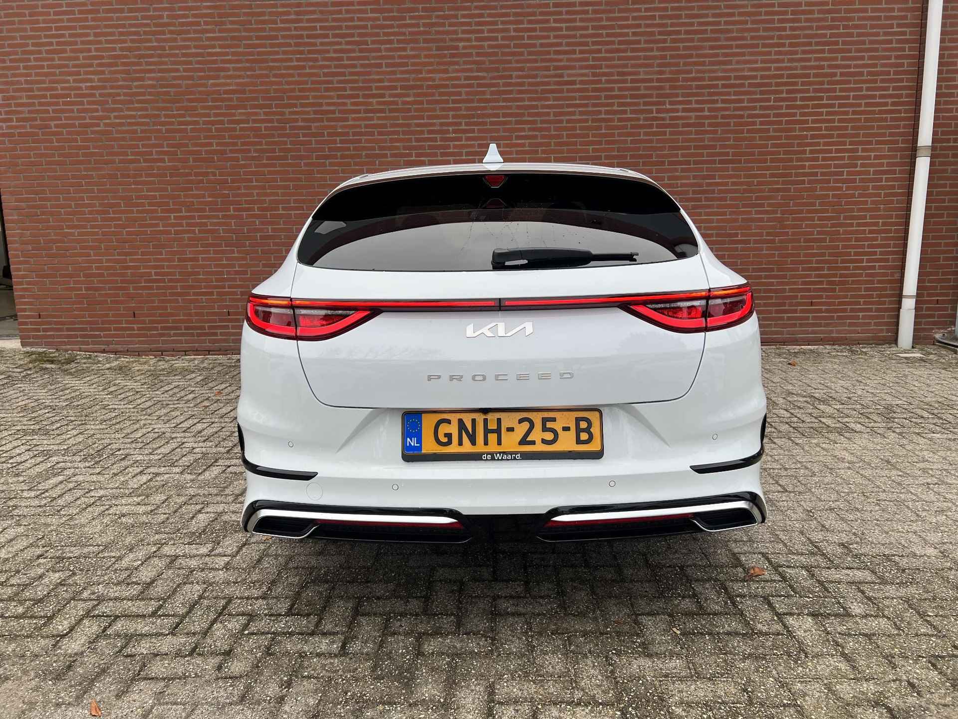 Kia ProCeed 1.5 T-GDi GT-Line | €2.000,- korting | Stoel- en stuurverwarming | Achteruitrijcamera | Navigatie - 15/32