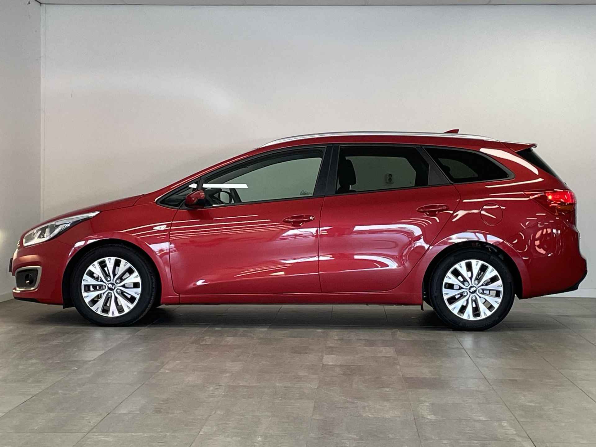 Kia cee'd Sportswagon 1.0 T-GDi Design Edition | Navigatie | Camera | Climate Control - 13/28