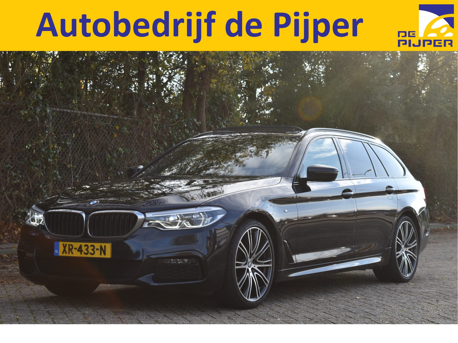 BMW 5 Serie Touring 520i High Executive M-Sport | NL-auto | Elekt.haak | Pano.dak | Headup | Leder dakota | Sfeerverl. | Full LED