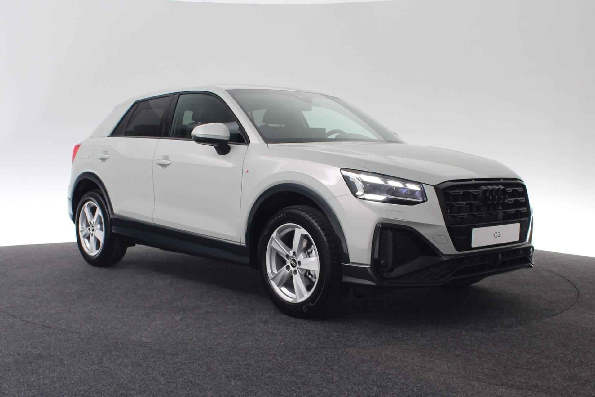 Audi Q2 35 TFSI 150PK S-tronic S edition | Camera | ACC | Stoelverwarming | 17 inch - 37/43